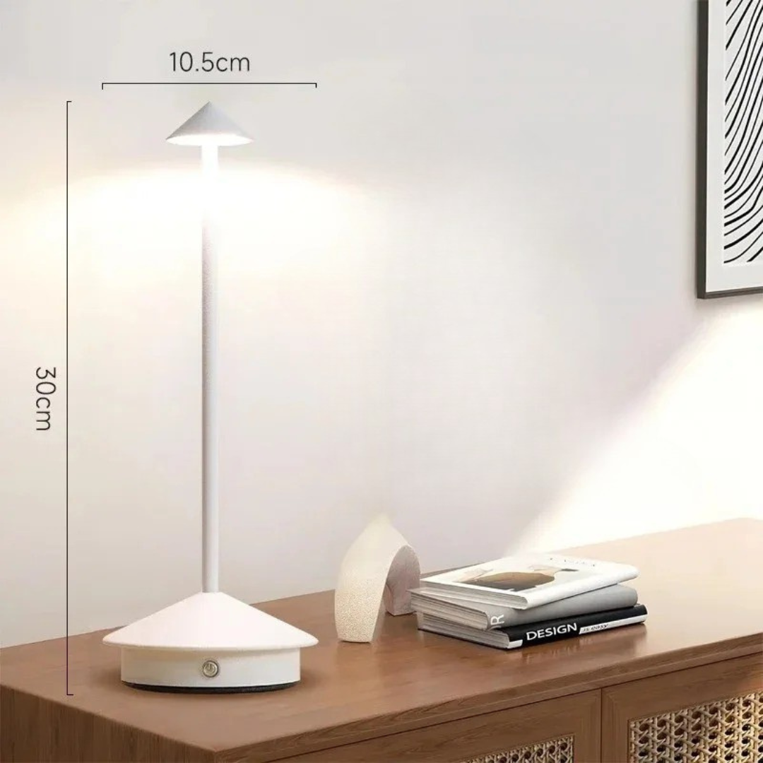 Lampada da tavolo conica Lumiana