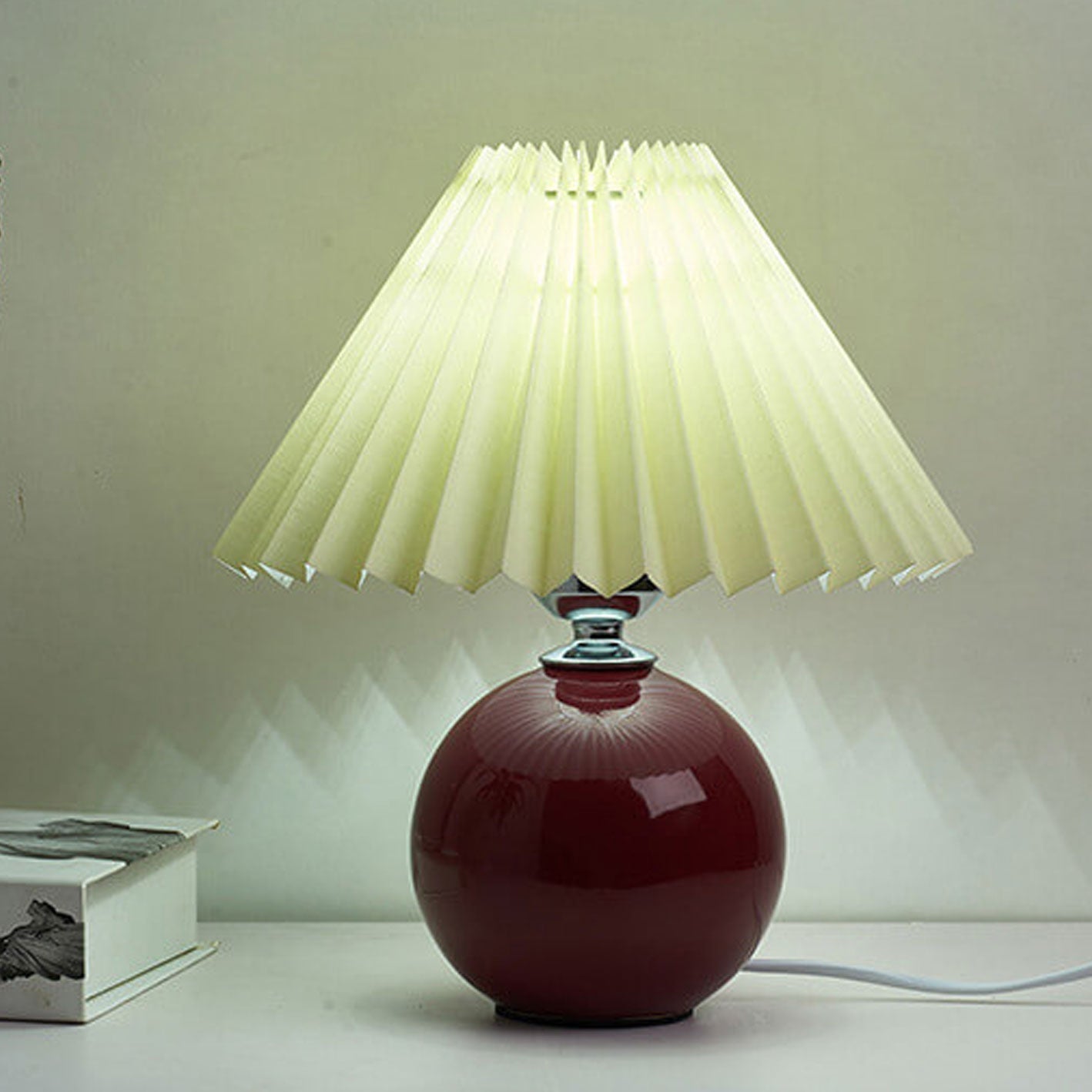 Lampada da tavolo vintage Pelenora