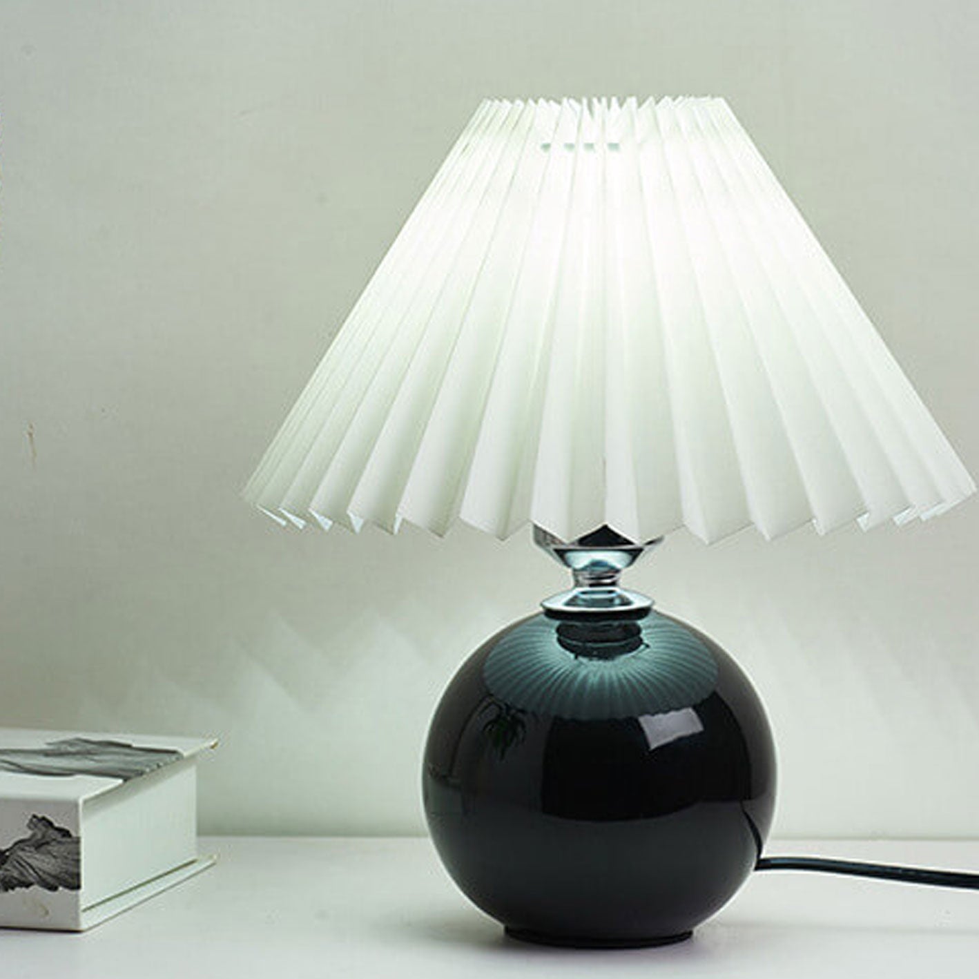 Lampada da tavolo vintage Pelenora