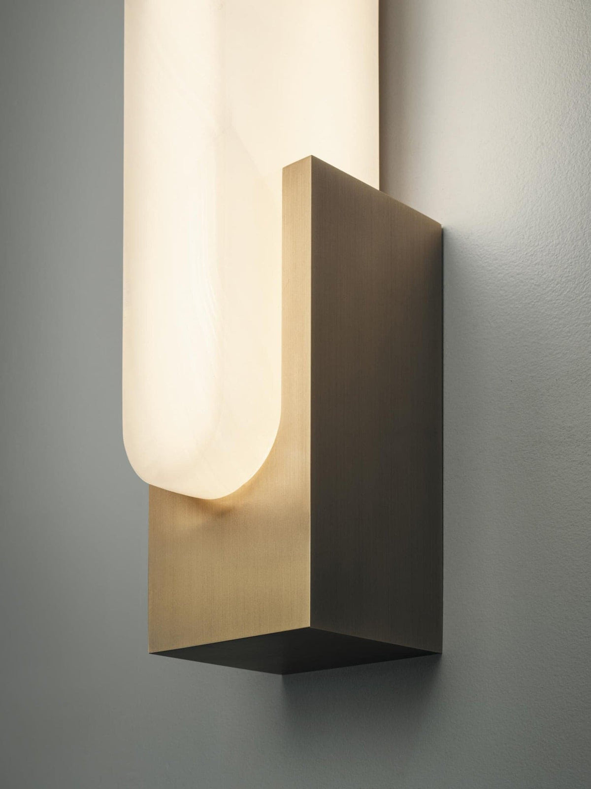 Agatha Alabaster Wall Lamp – detail 17