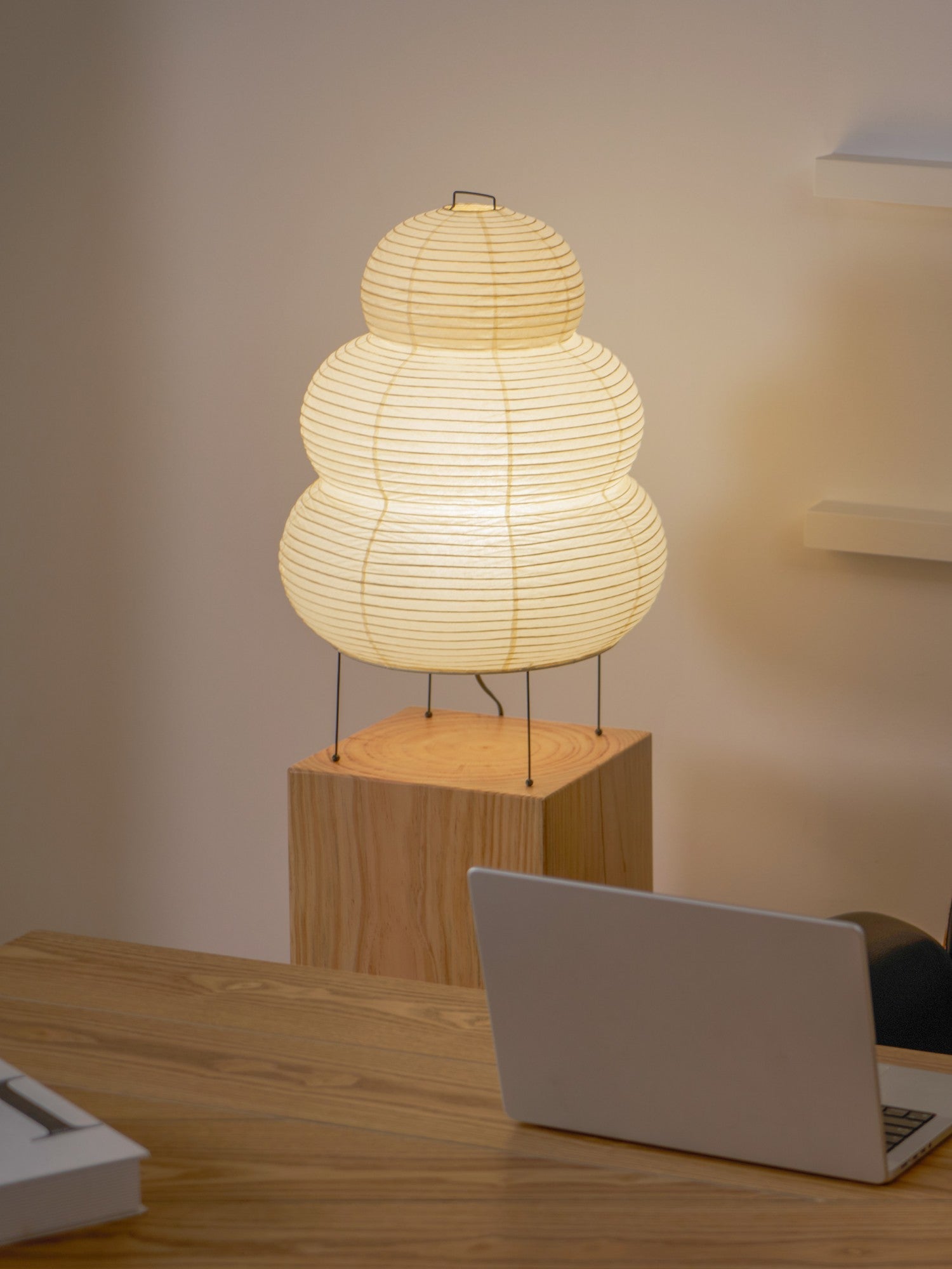 Lampada da tavolo Tanale