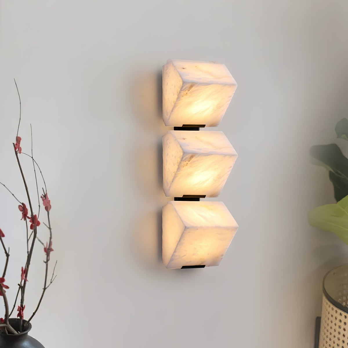 Alabaster Staircase Wall Lamp – detail 3