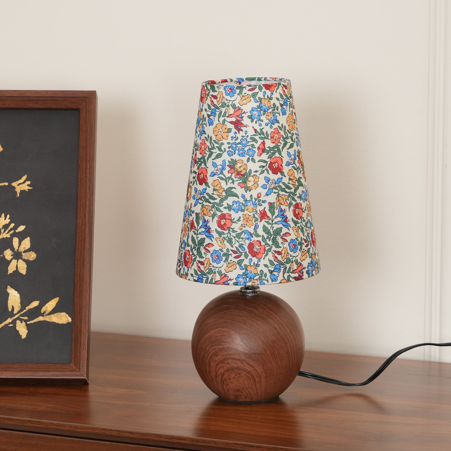 Lampada da tavolo floreale Ralinena