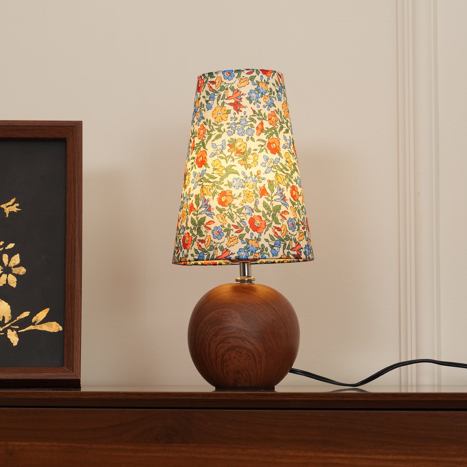 Lampada da tavolo floreale Ralinena