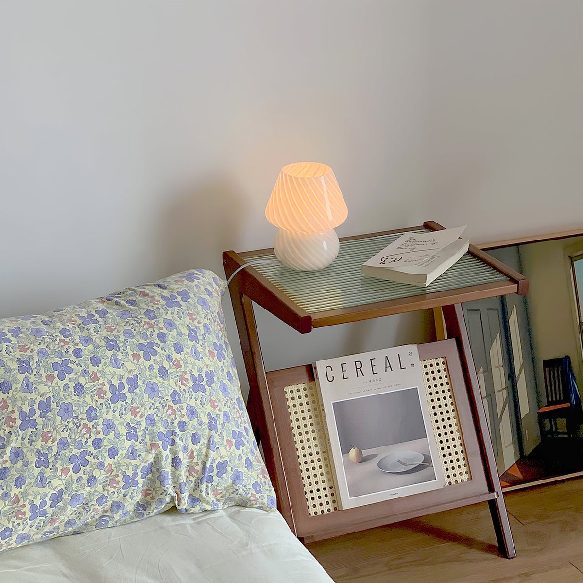 Ansel Glass Table Lamp – detail 6