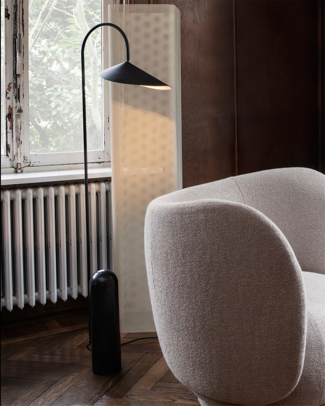 Lampada da terra minimalista Ilaleme