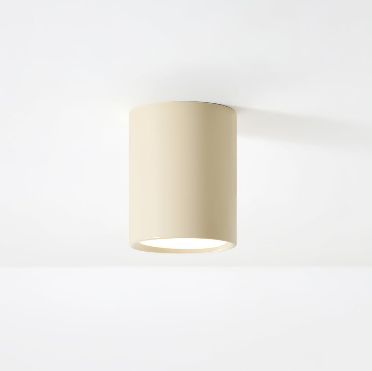 Plafoniera minimalista Emavia