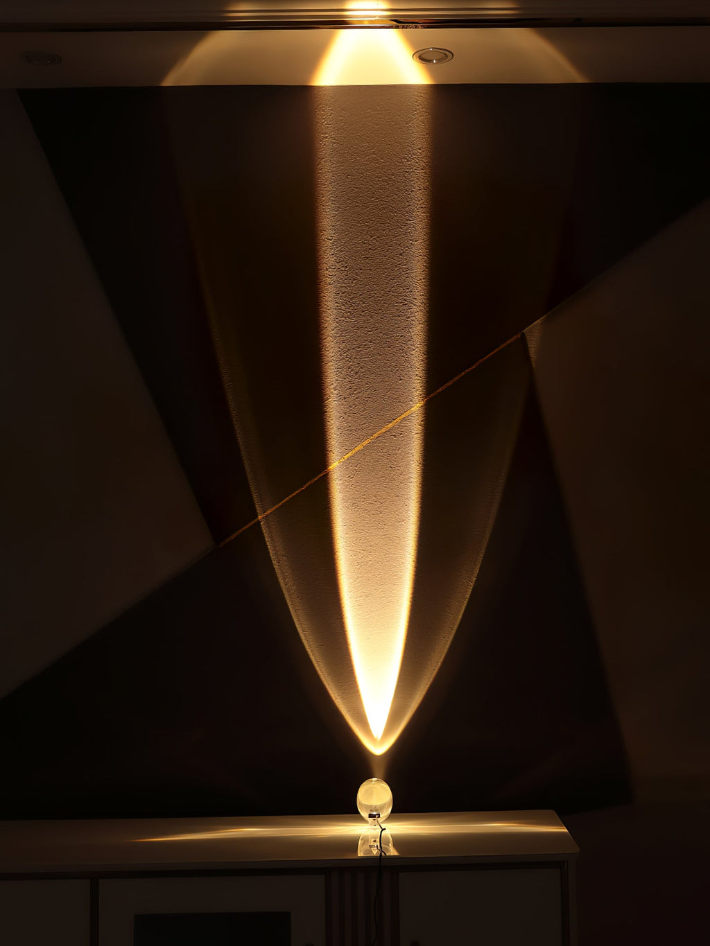Lampada da tavolo Veloriro