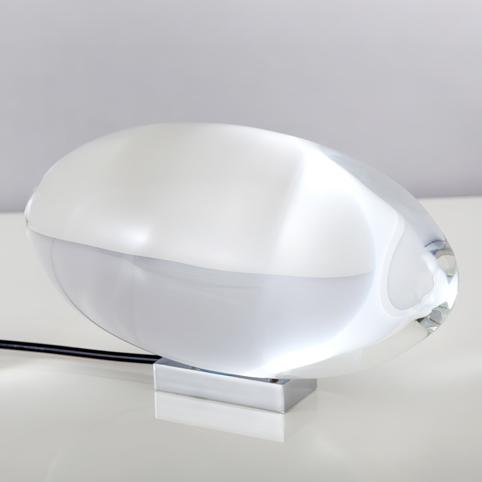 Lampada da tavolo Veloriro