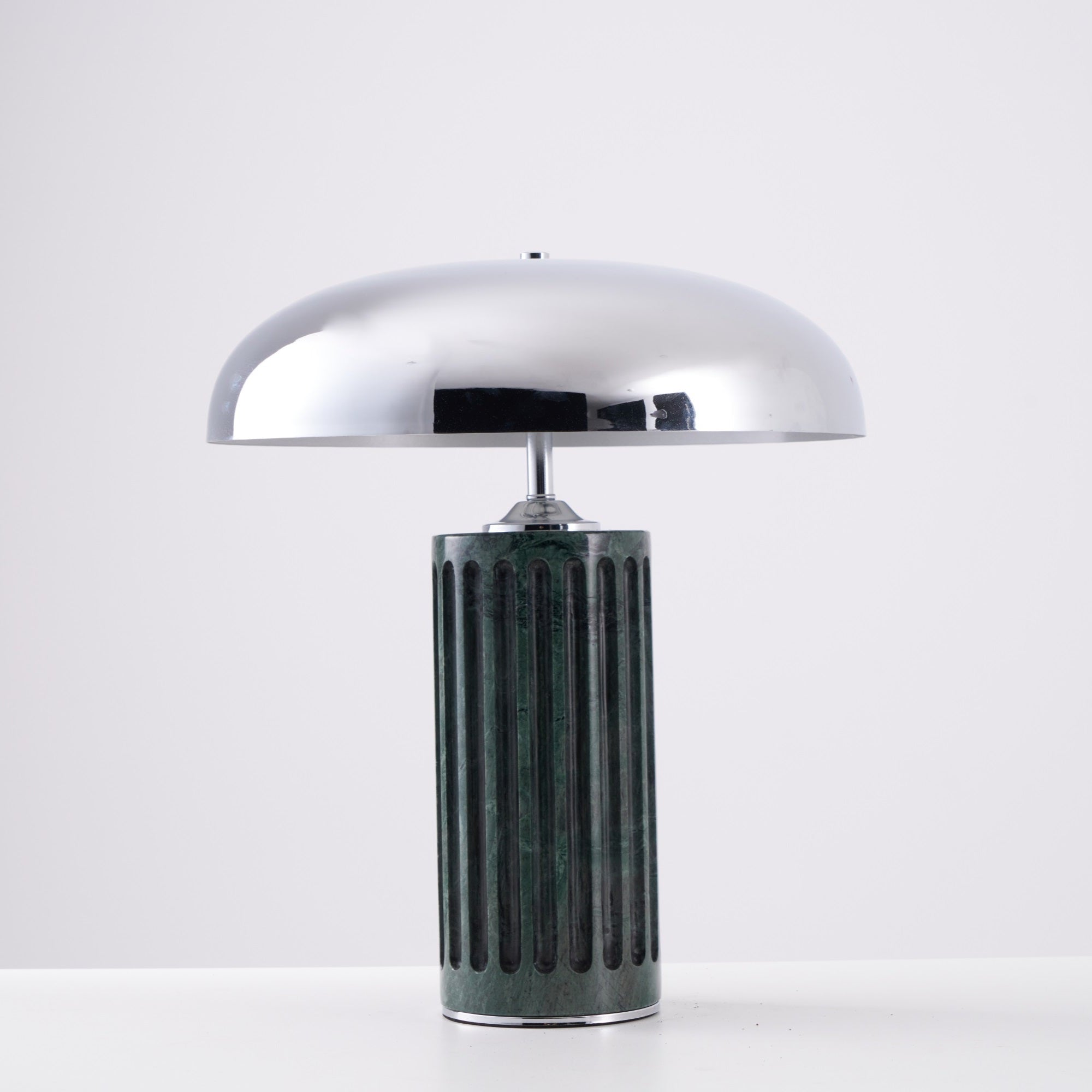 Lampada da tavolo in marmo Dellon