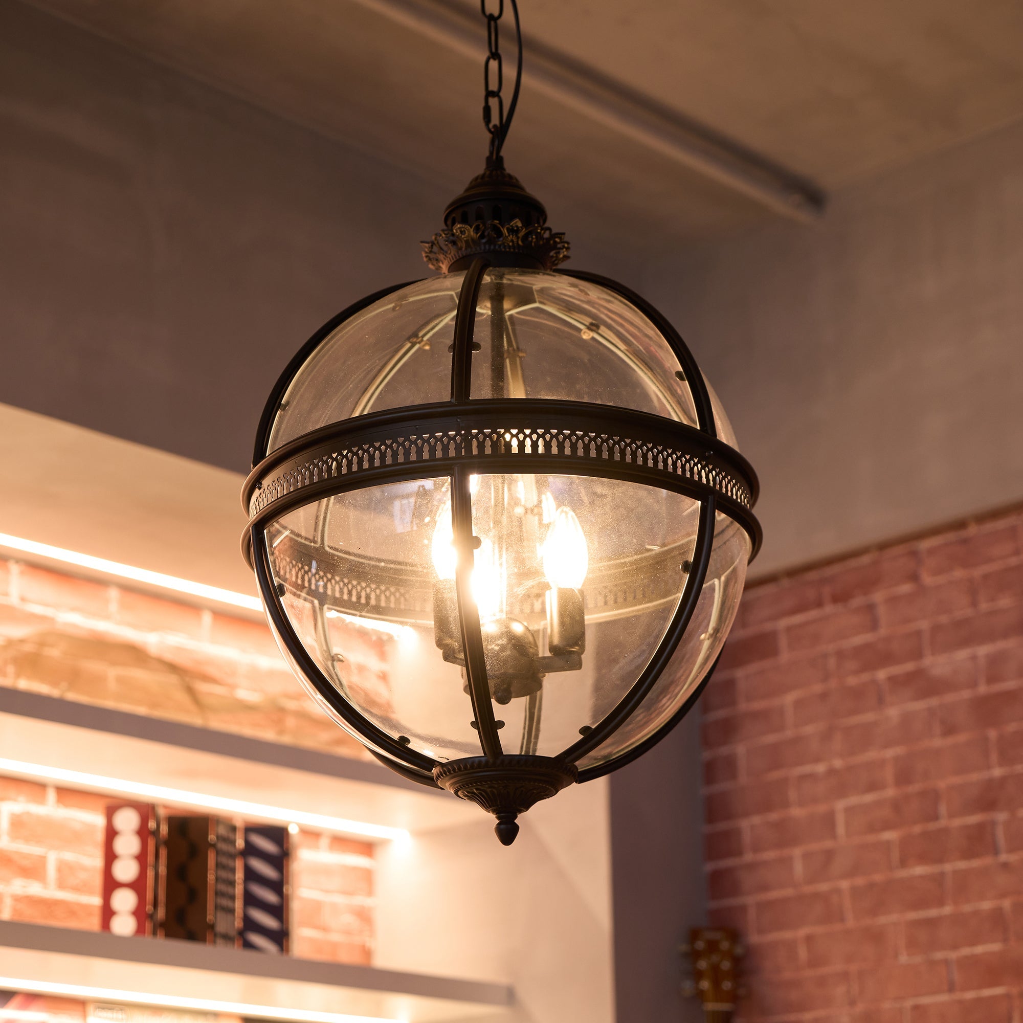 Lampada a sospensione classica Liornora