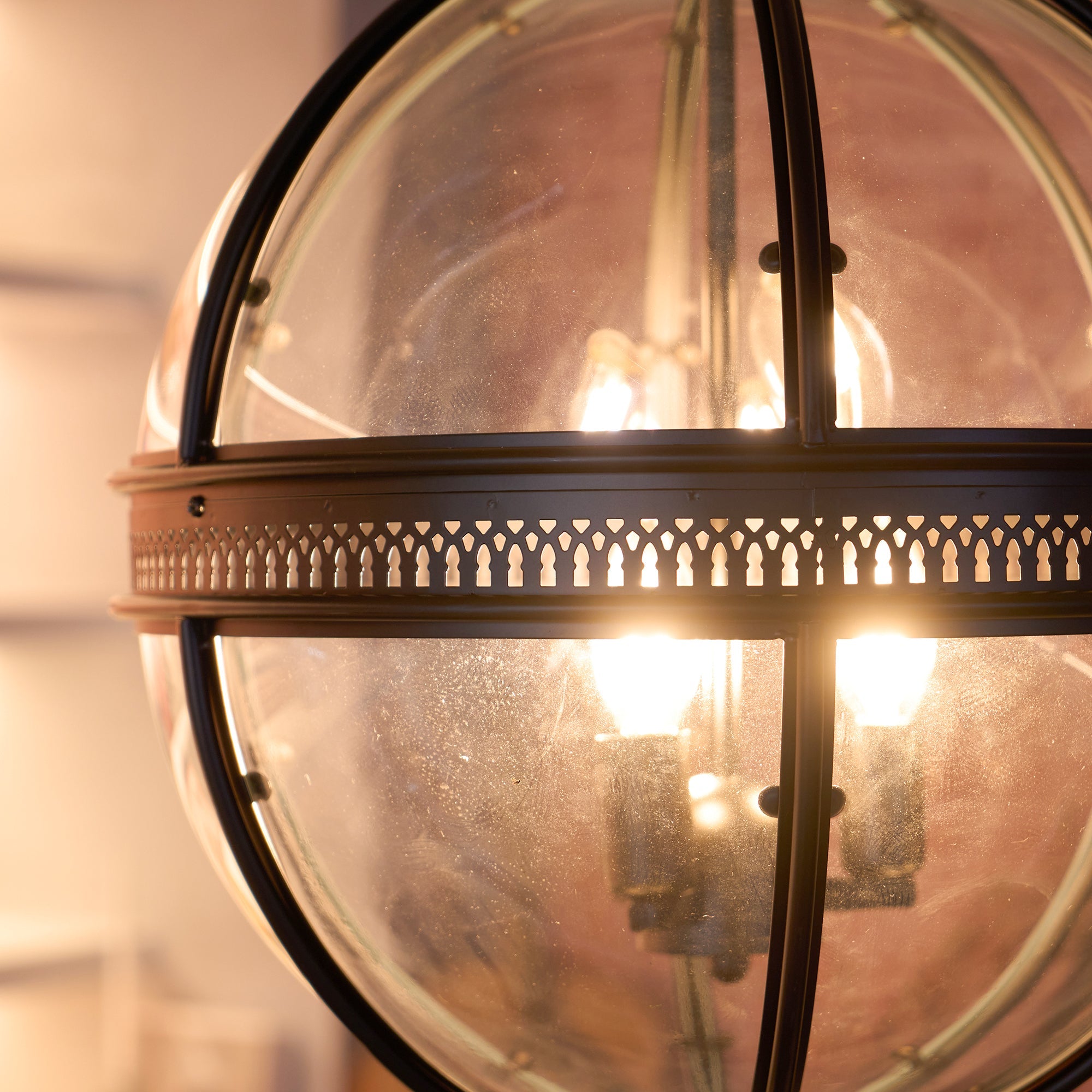 Lampada a sospensione classica Liornora