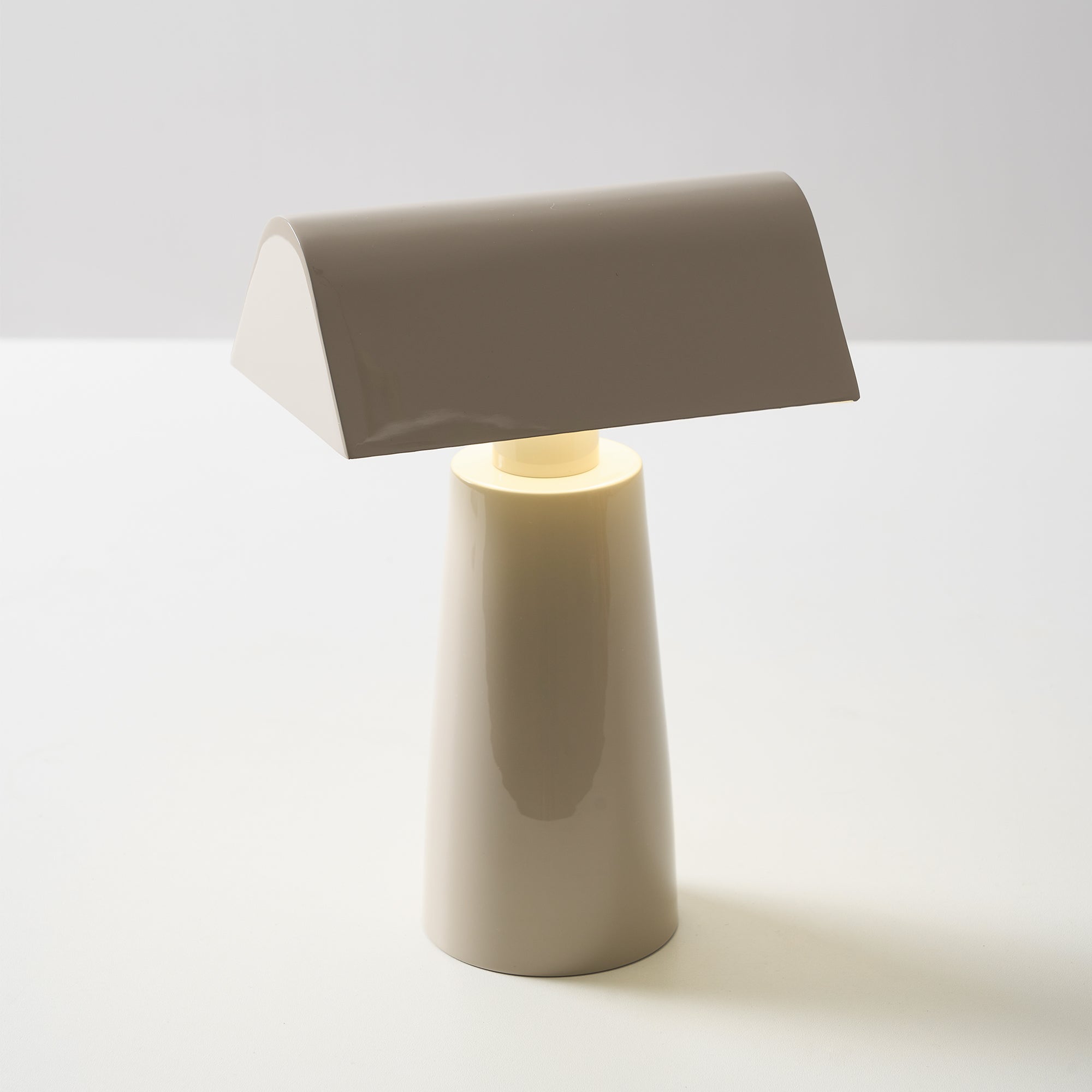 Lampada da tavolo da esterno Calamieno