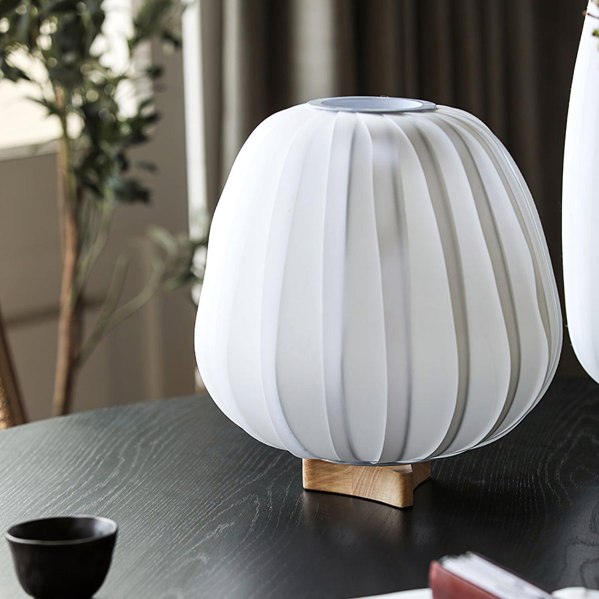 Fabric Minimalist Table Lamp – detail 21