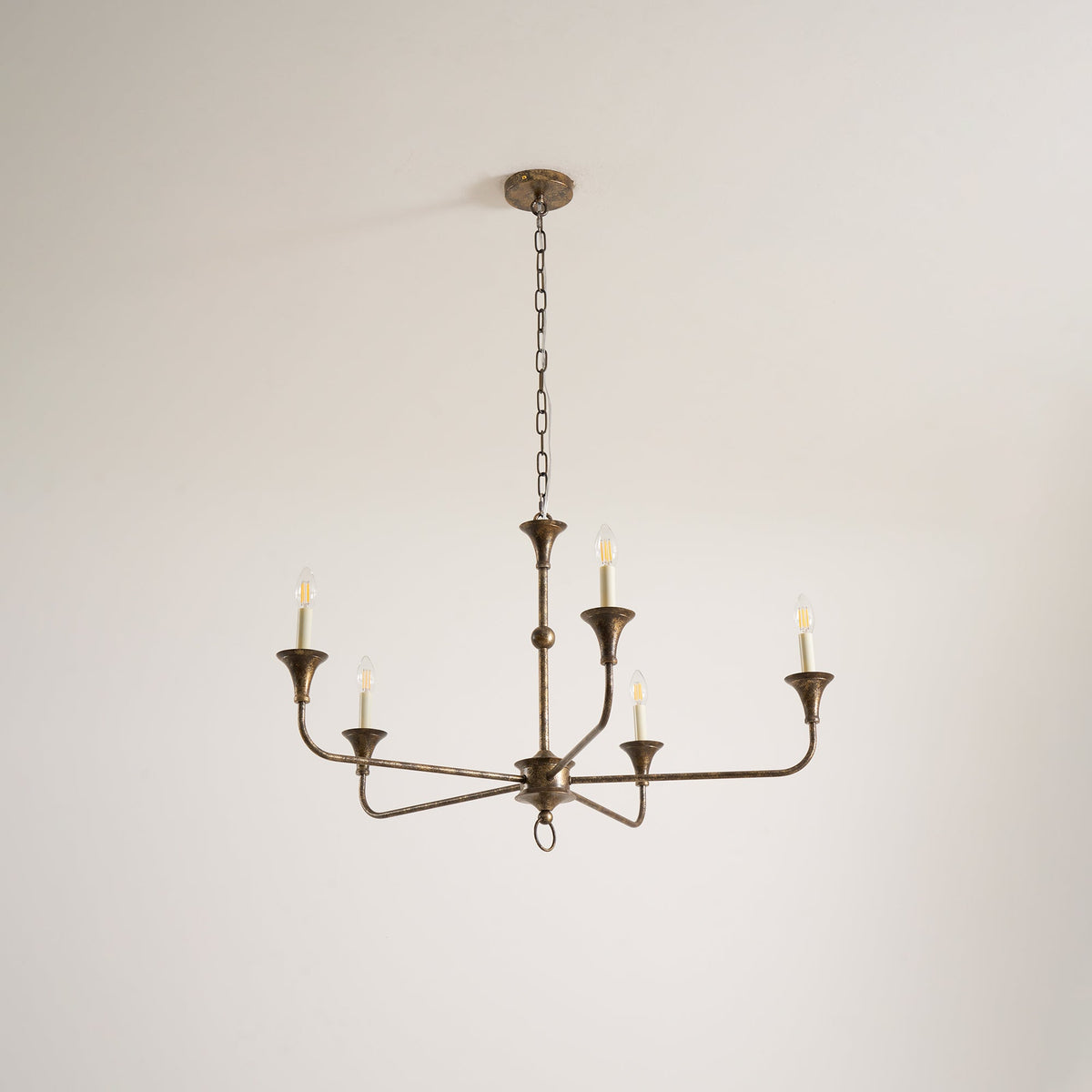 Lampadario classico Calorare