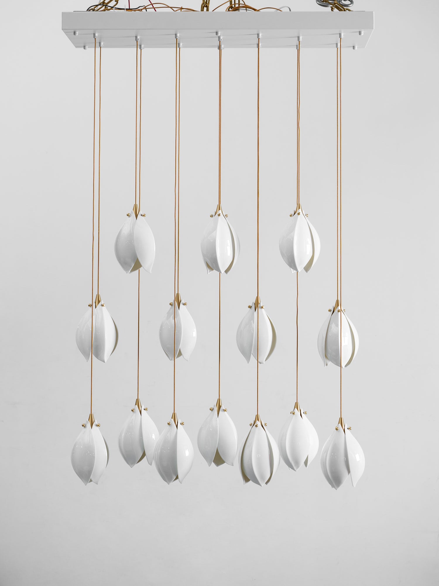 Lampada a sospensione floreale Fenoriano
