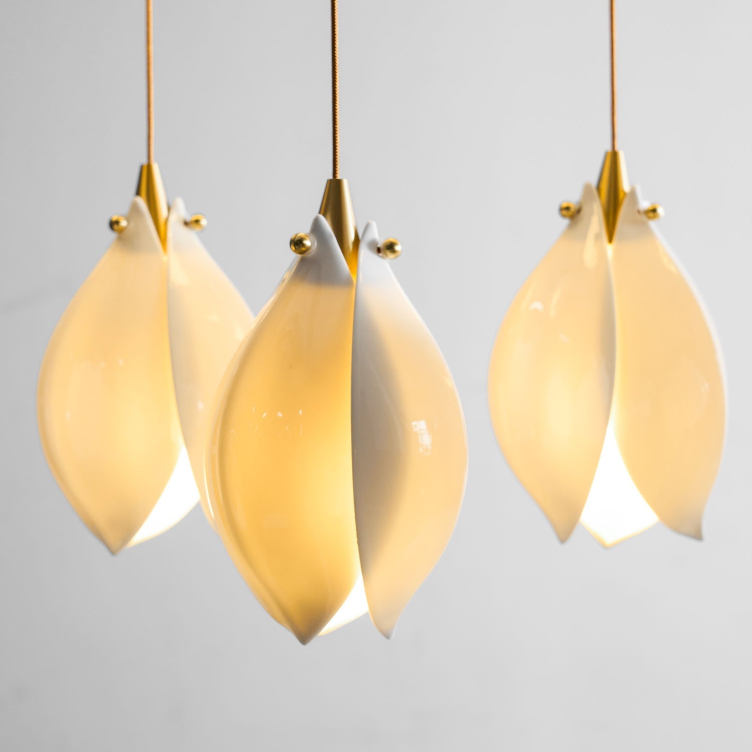 Lampada a sospensione floreale Fenoriano