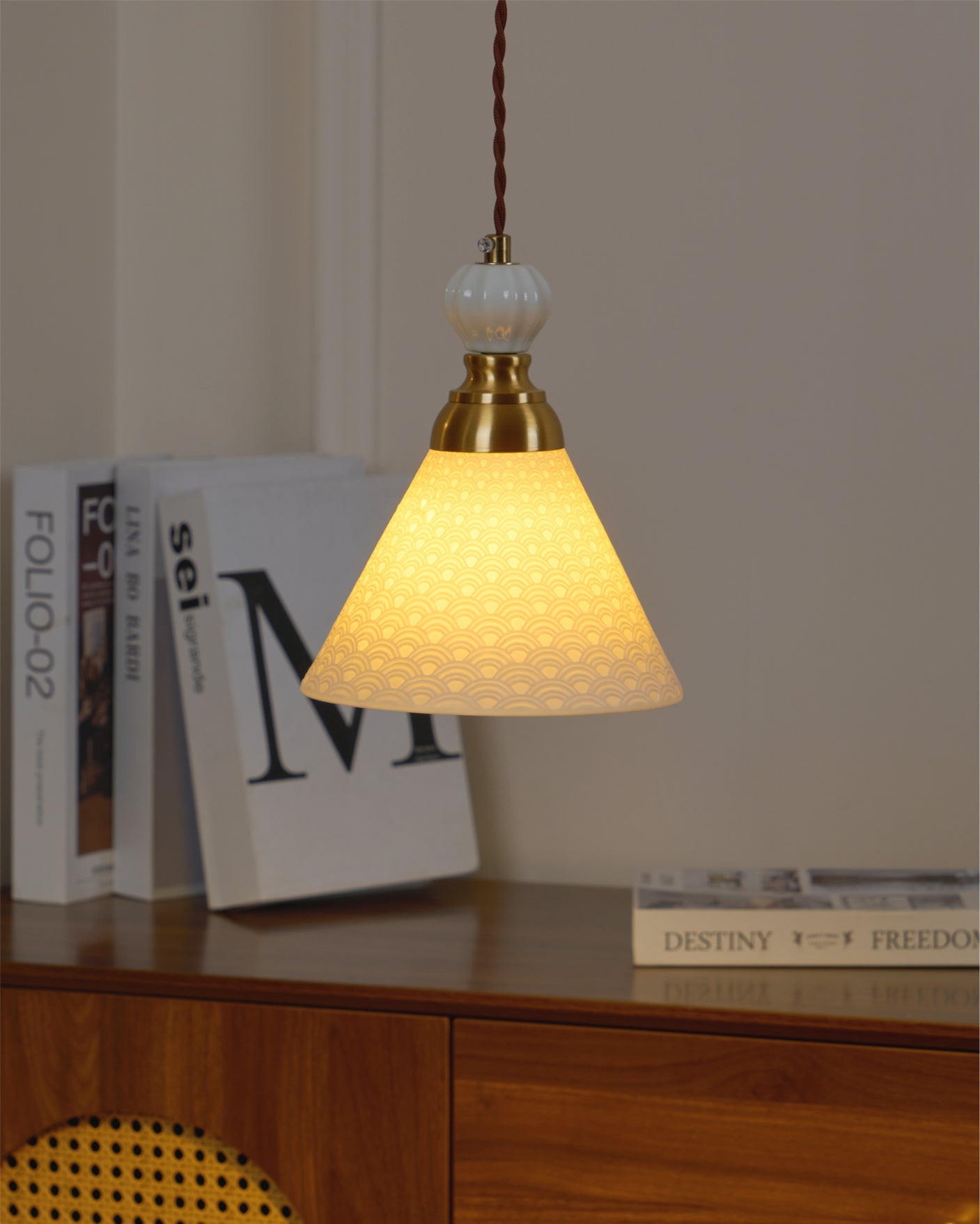 Lampada a sospensione scolpita Daldora