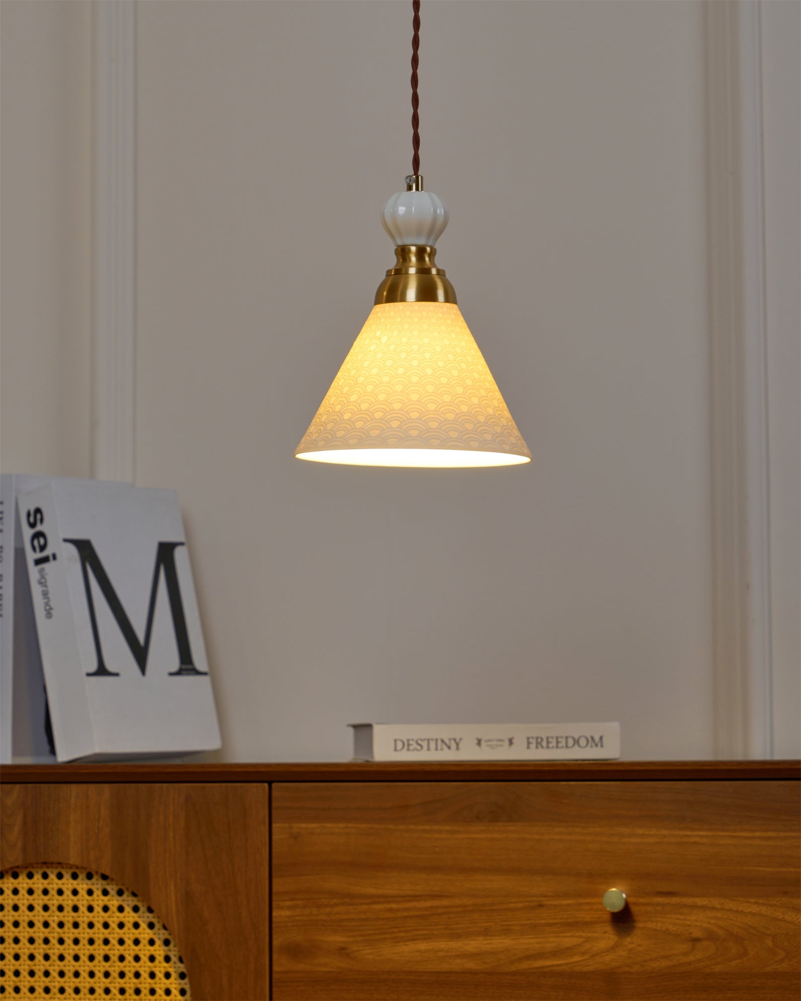 Lampada a sospensione scolpita Daldora