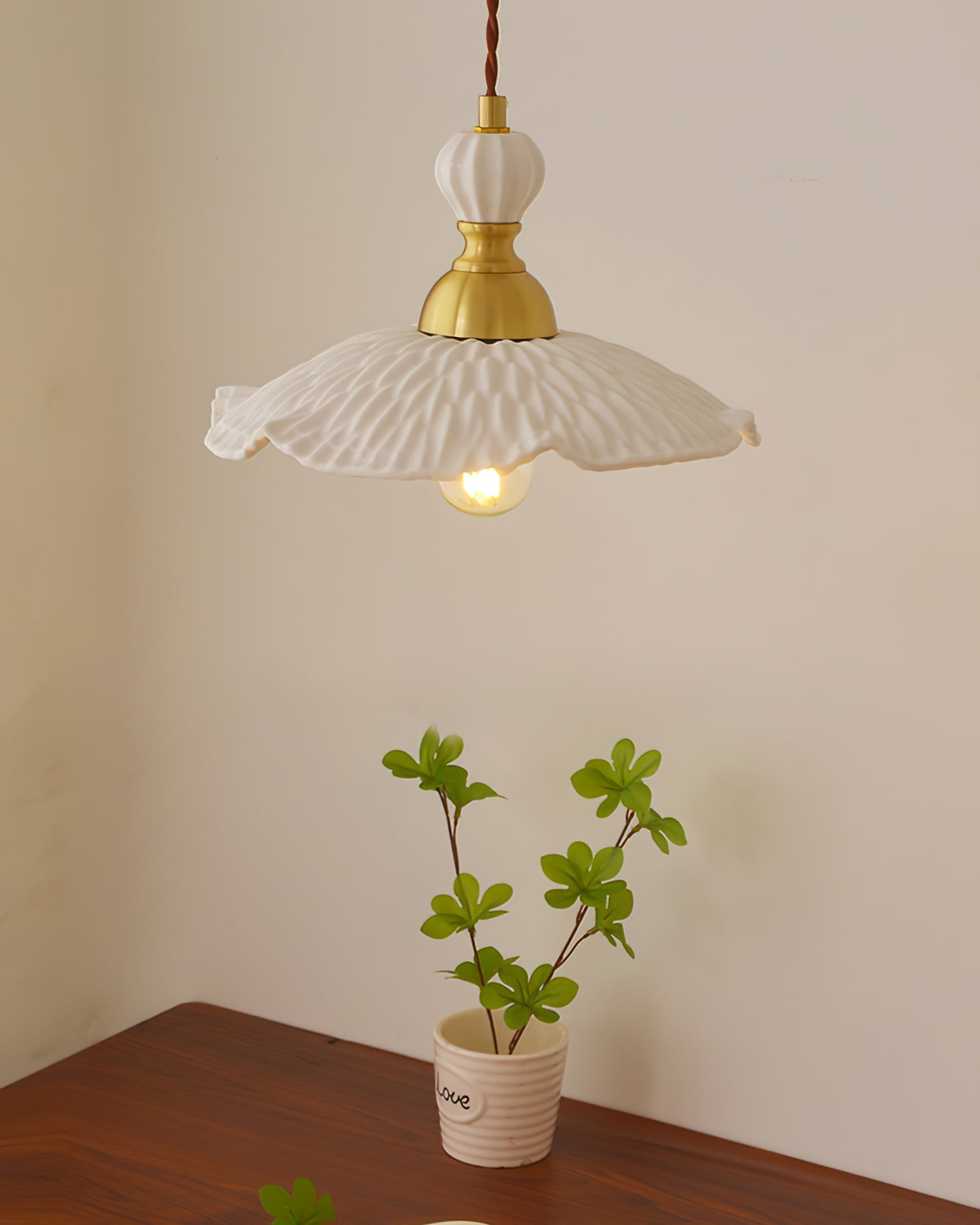 Lampada a sospensione scolpita Daldora