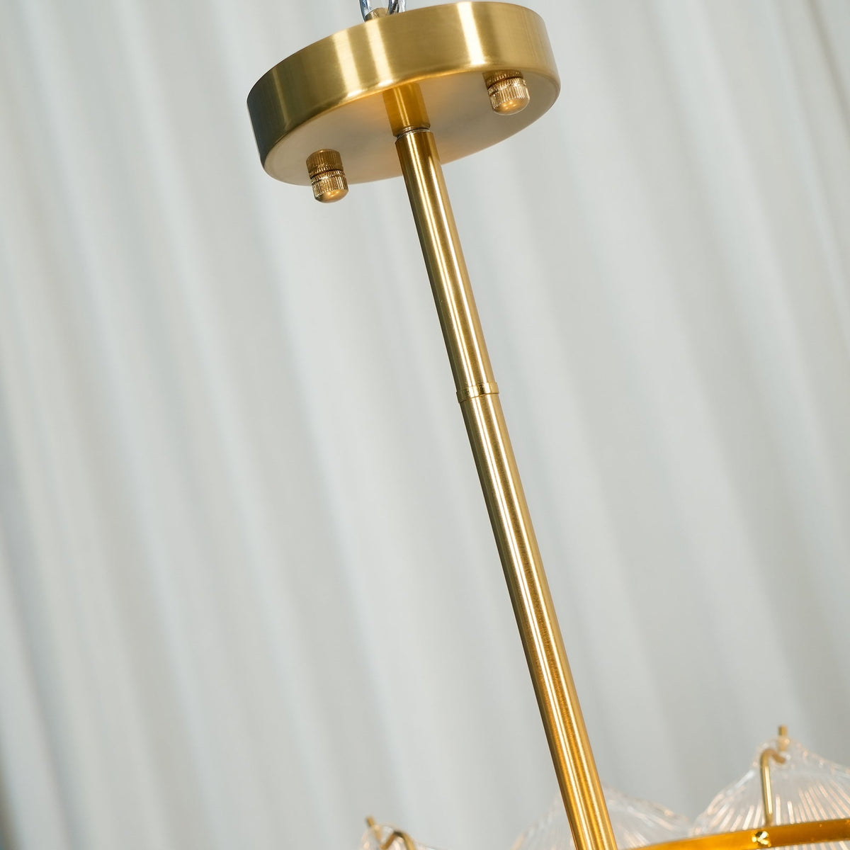 Shell Glass Chandelier – detail 19