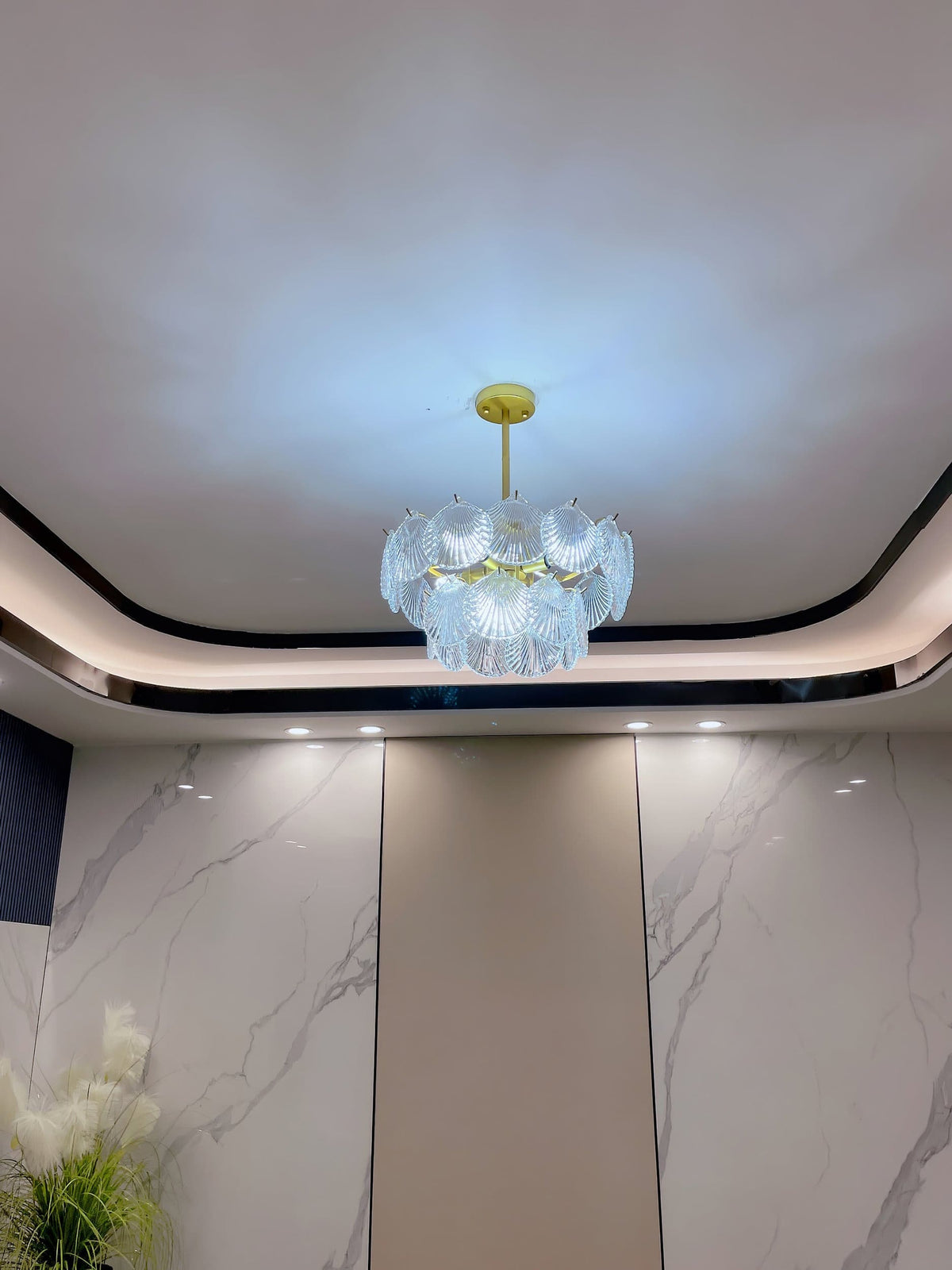 Dekorfine Shell Glass Chandelier — Detail View 44