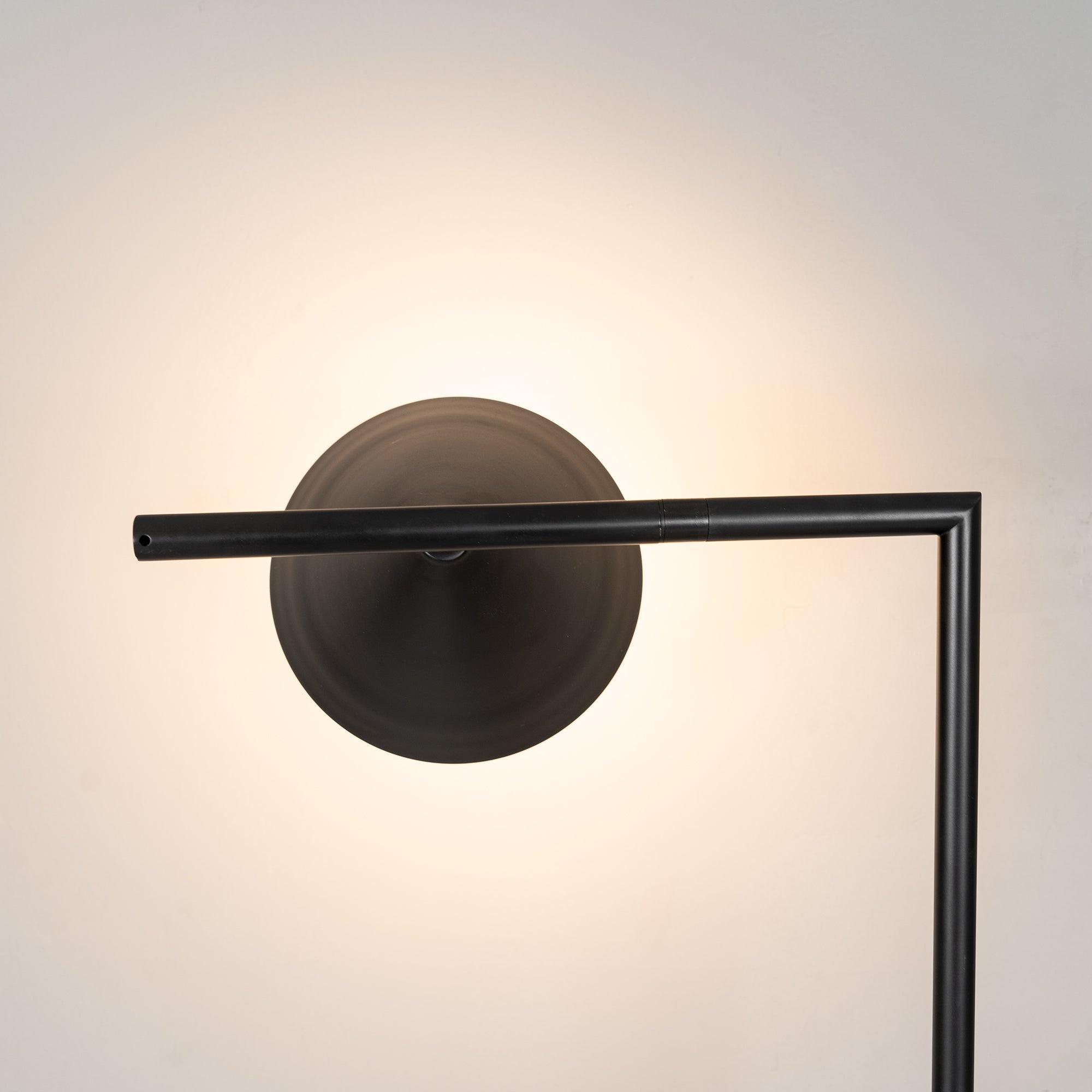 Lampada da terra conica Ariasa