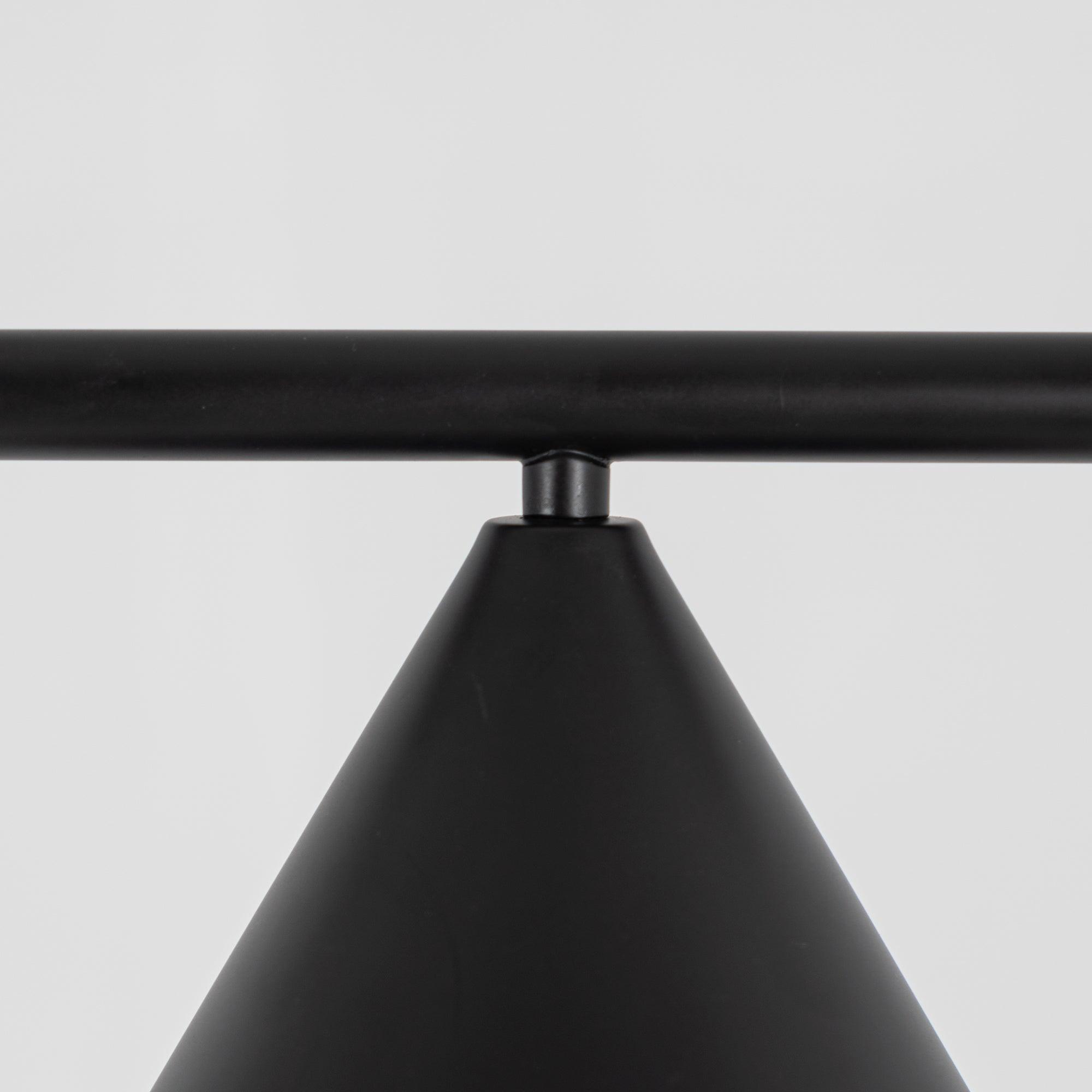 Lampada da terra conica Ariasa