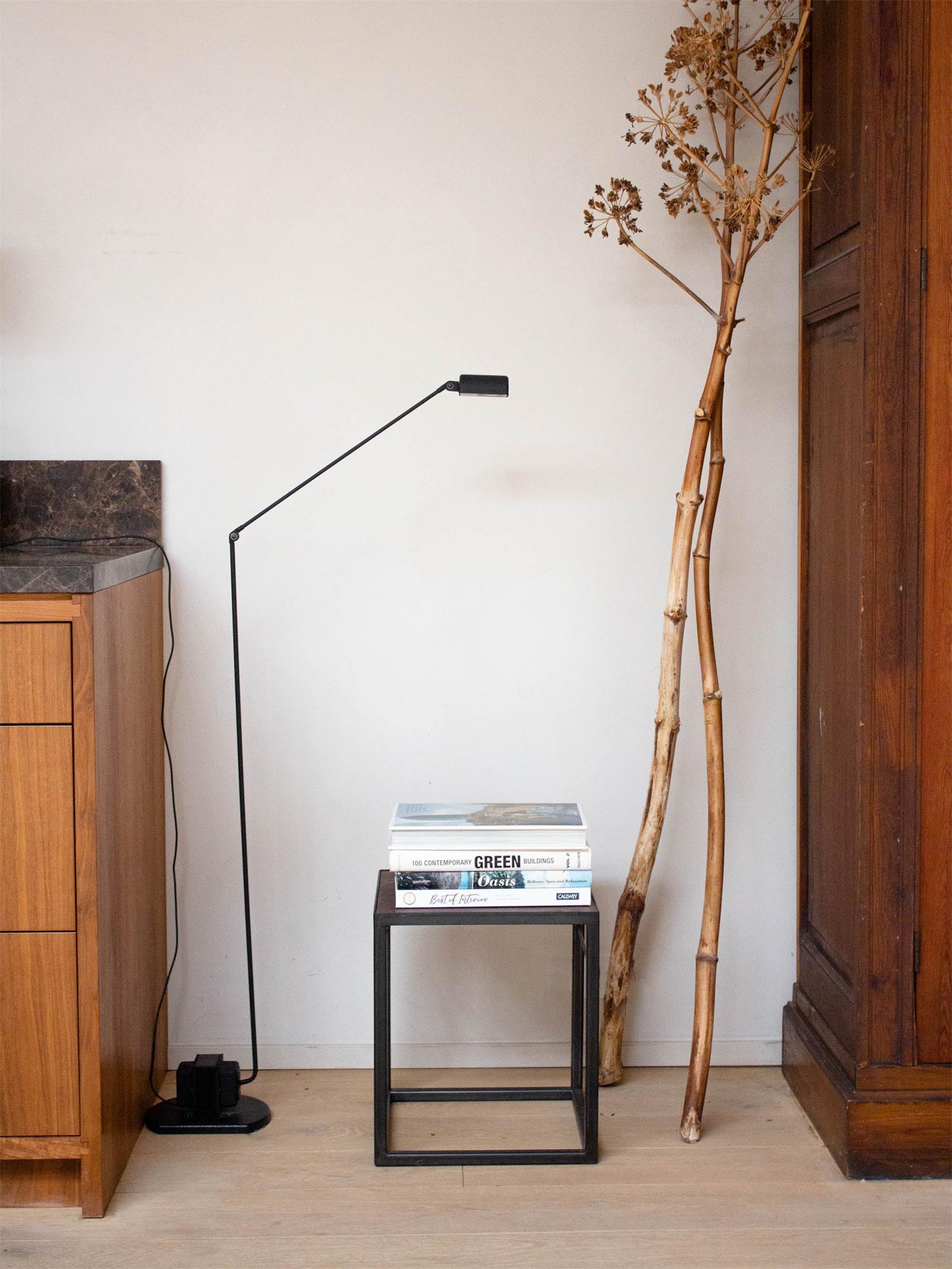 Lampada da terra Lumenvo