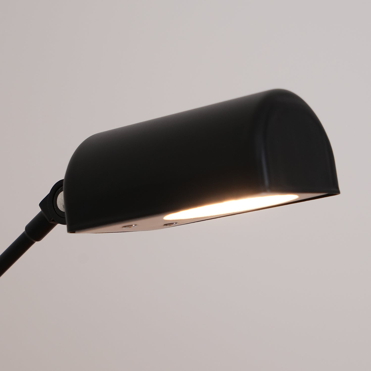 Lampada da terra Lumenvo