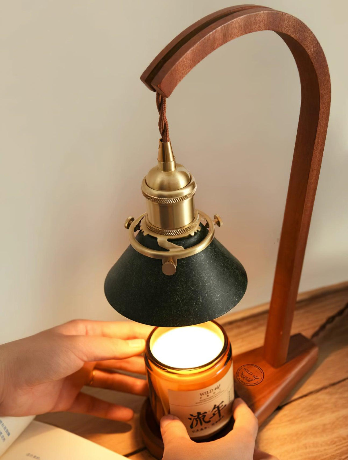 Romi Candle Warmer Lamp – detail 3