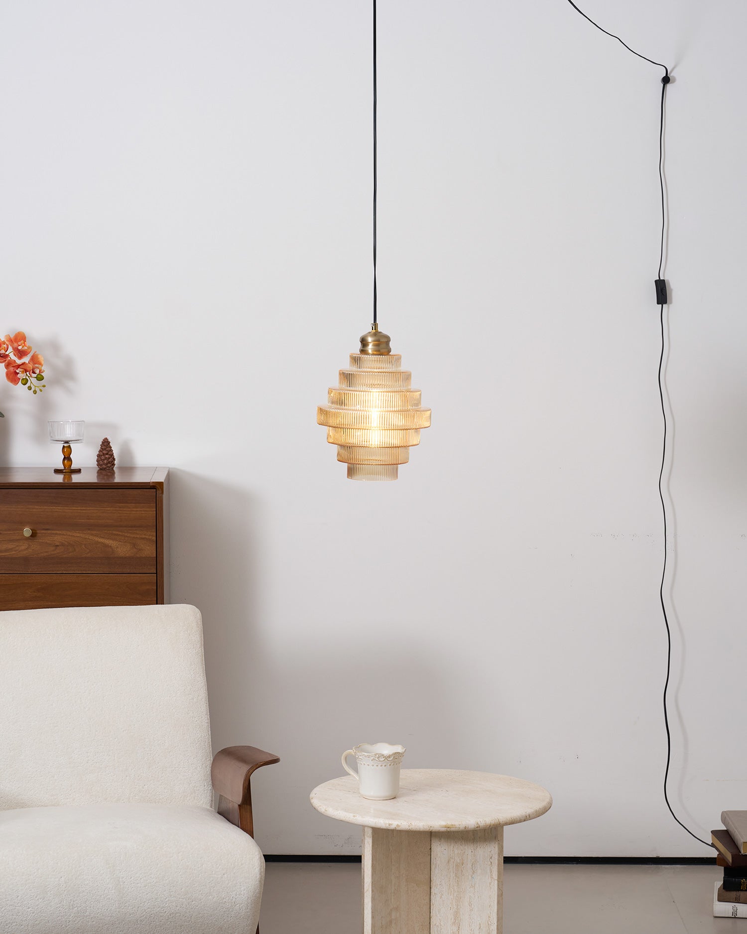 Lampada a sospensione scanalata Braua