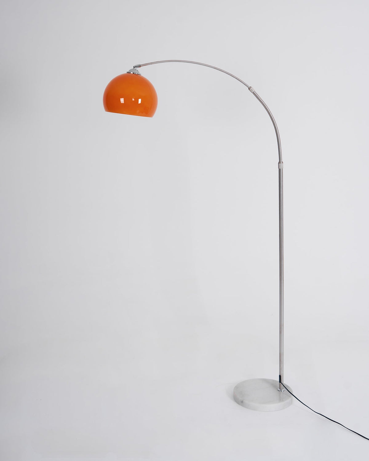 Lampada da terra curva Rovelave