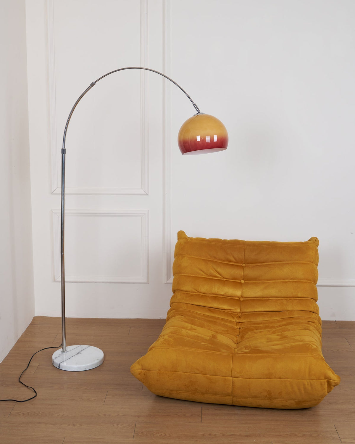 Lampada da terra curva Rovelave