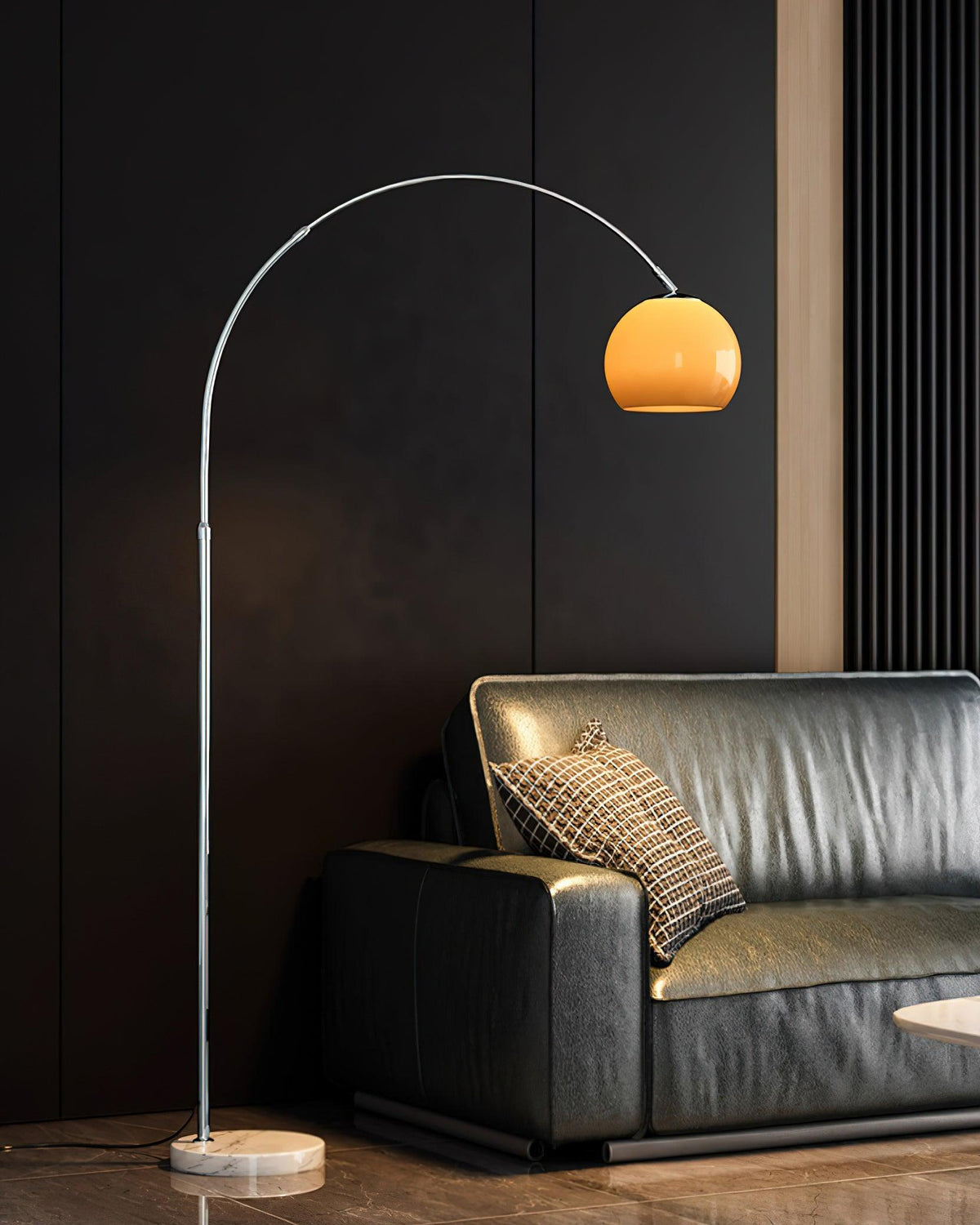 Lampada da terra curva Rovelave