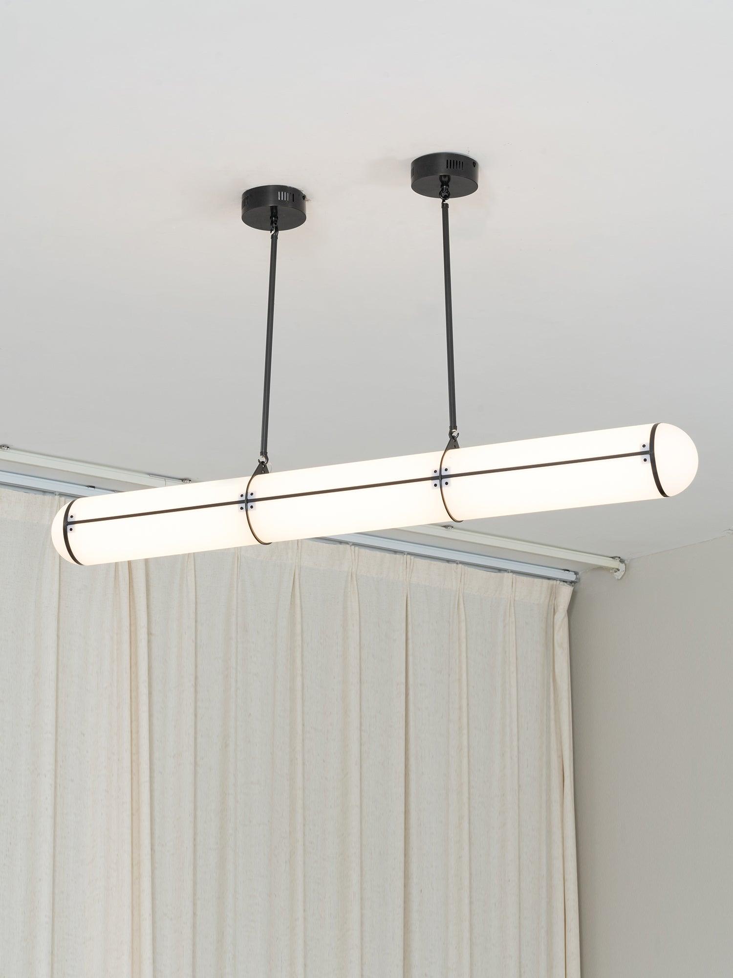 Lampada a sospensione lineare Aronale