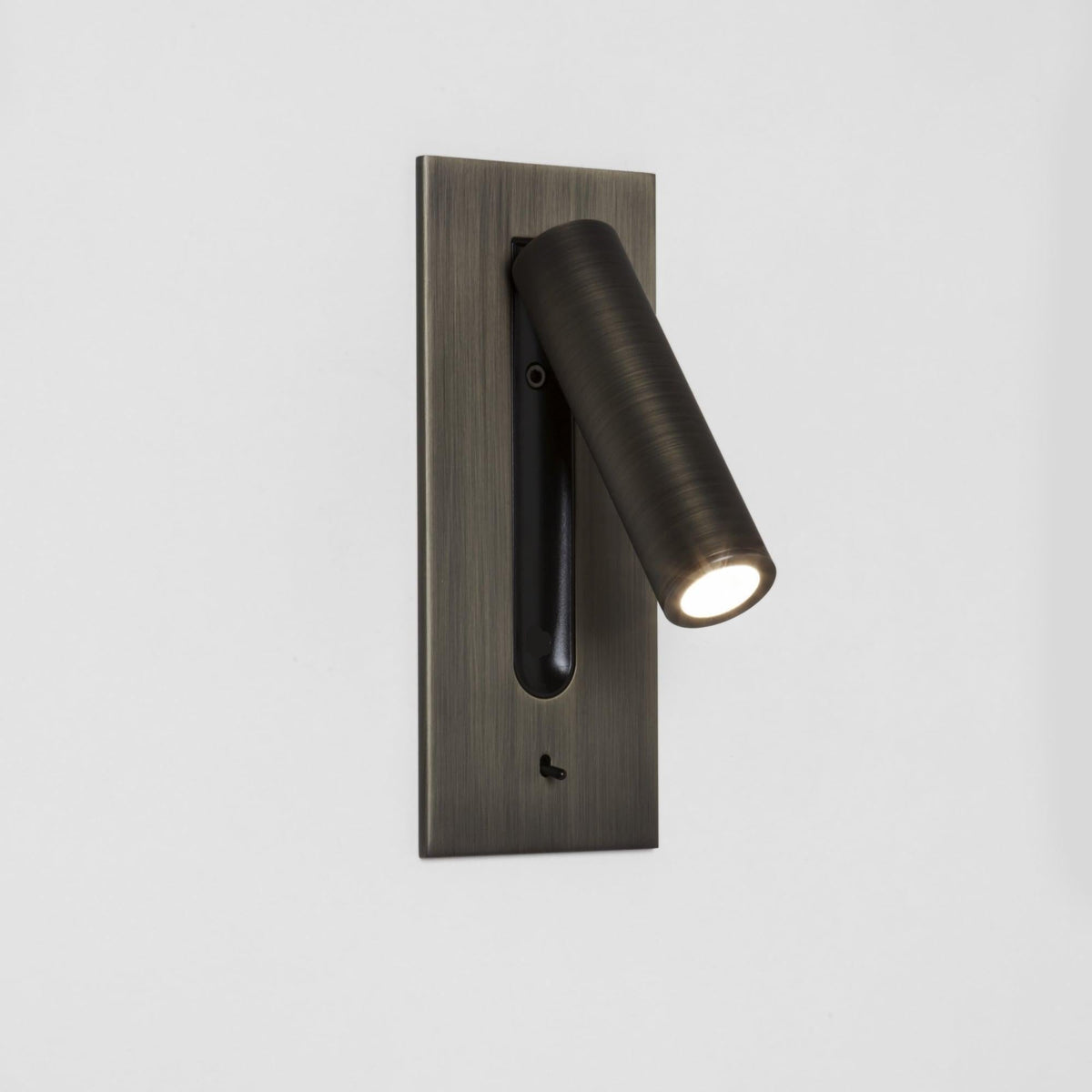 Folded Back Bedside Wall Lamp – detail 3