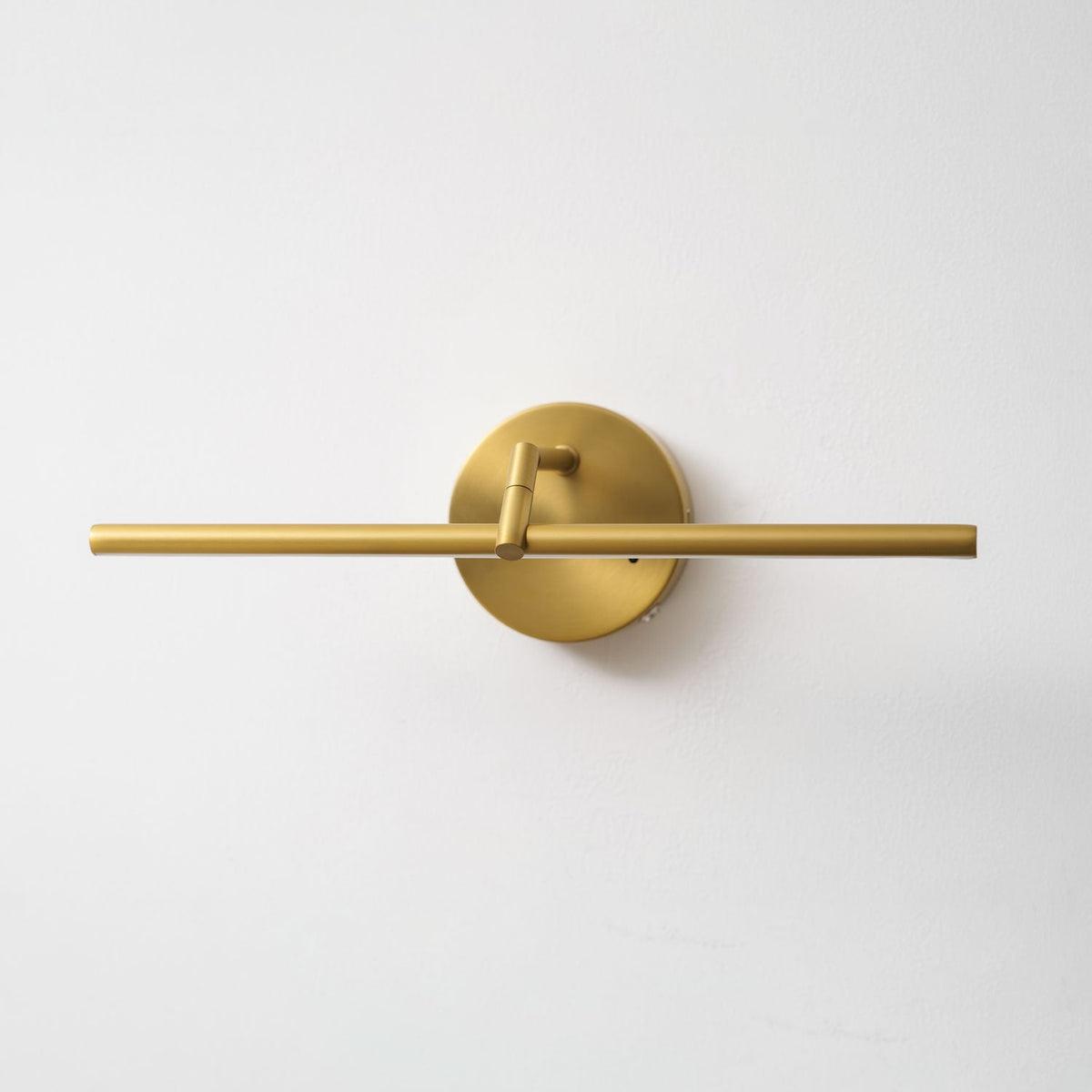 Galleria Slim Rechargeable Wall Light – detail 26