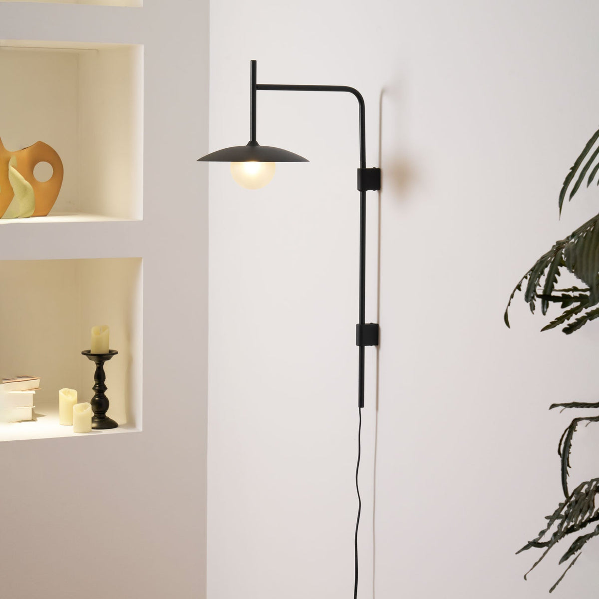 Gea Swing Arm Plug-in Wall Lamp – detail 3