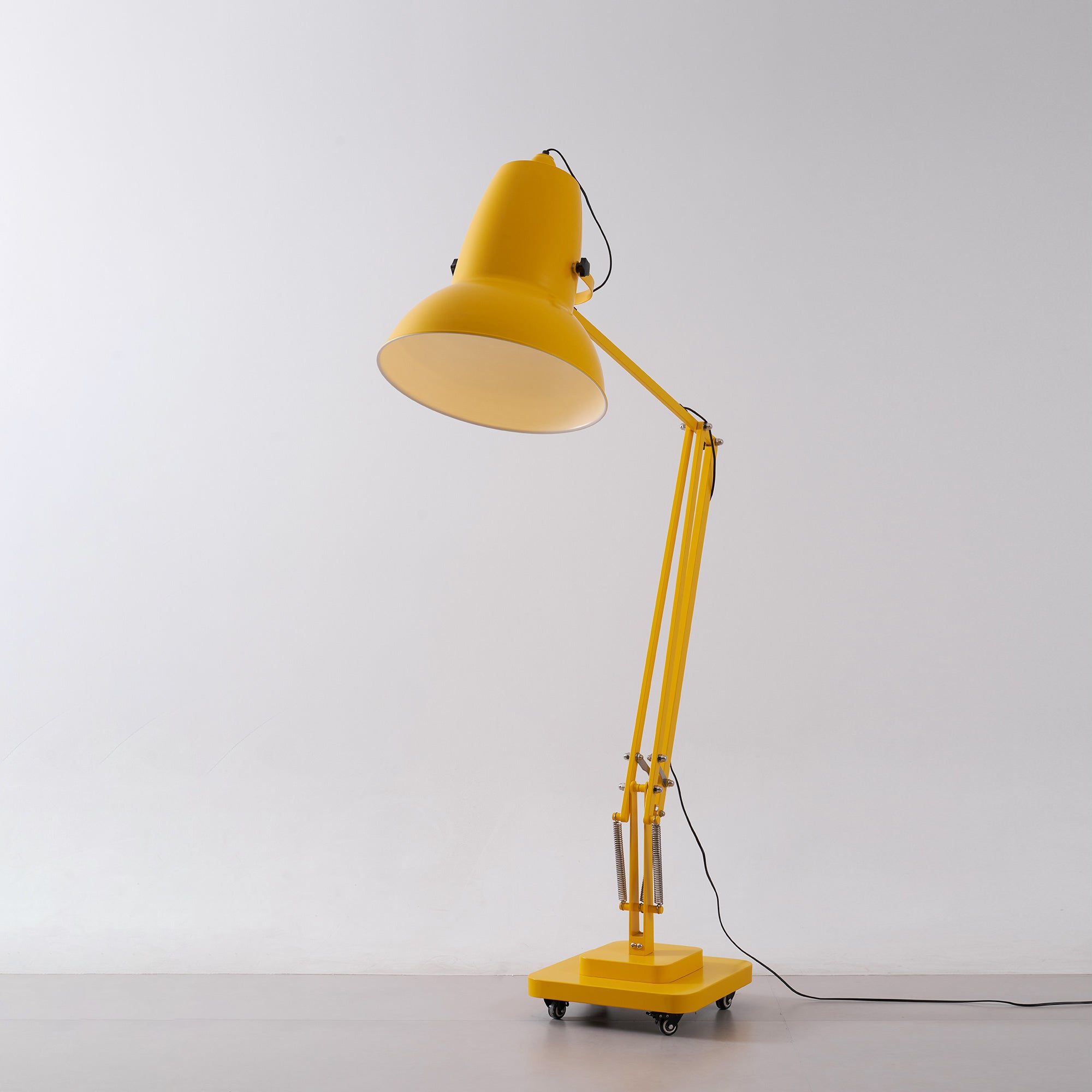Lampada da terra articolata Moleno