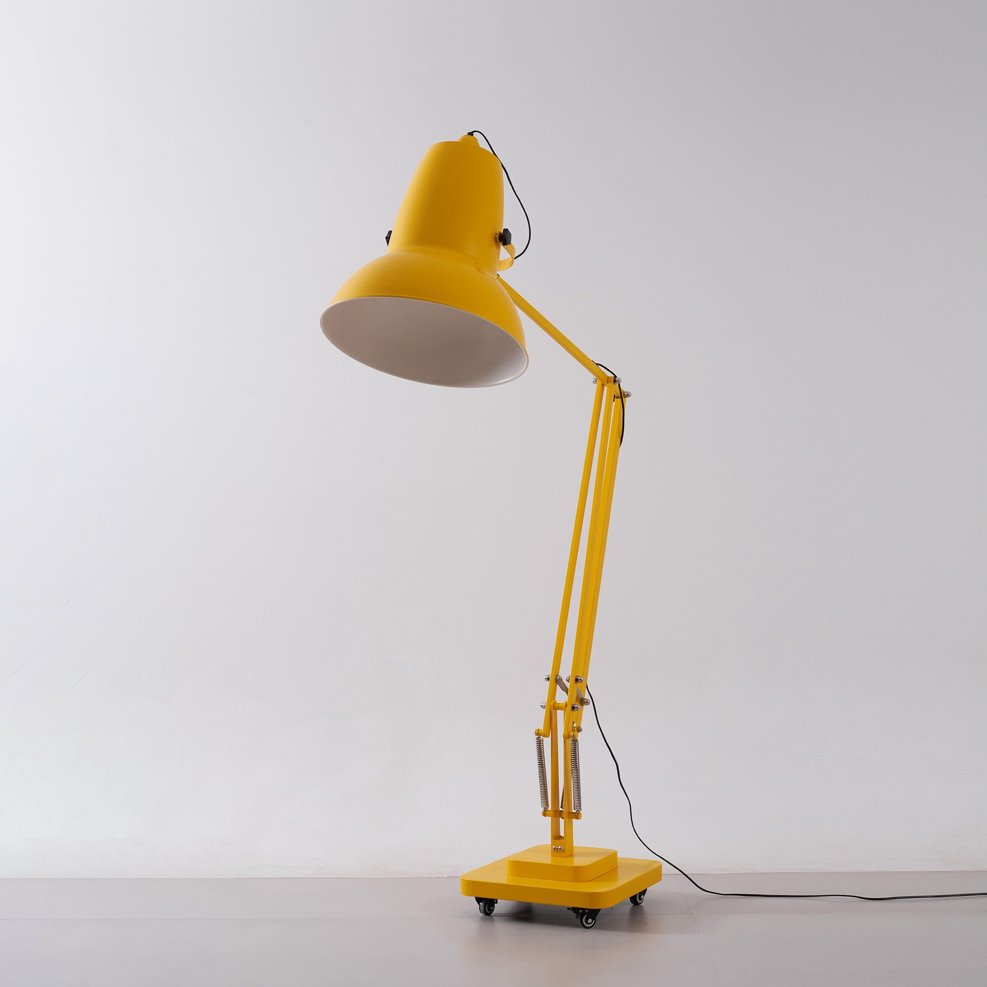 Lampada da terra articolata Moleno