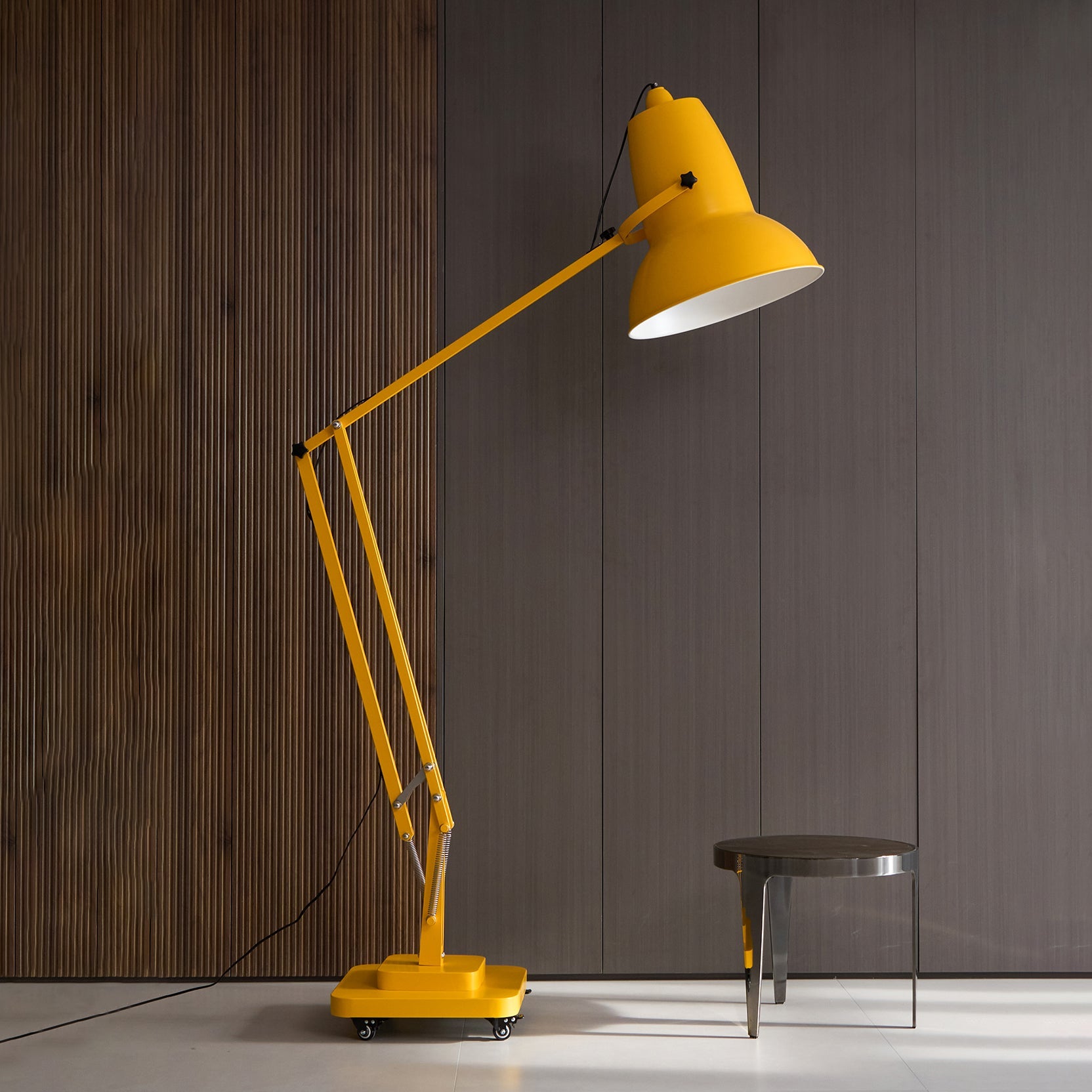 Lampada da terra articolata Moleno