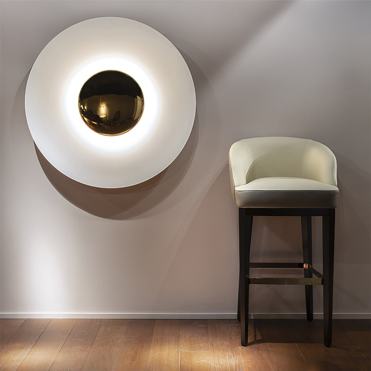 Simplicity Glow Wall Light – detail 9
