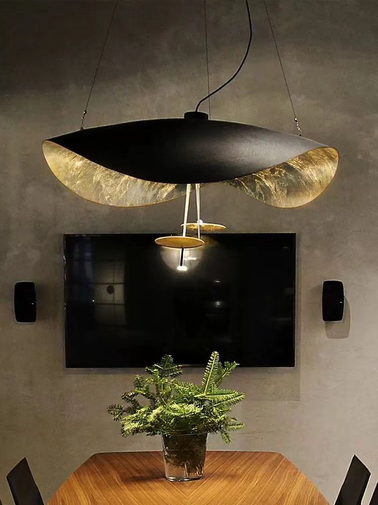 Lampada a sospensione Roinamo