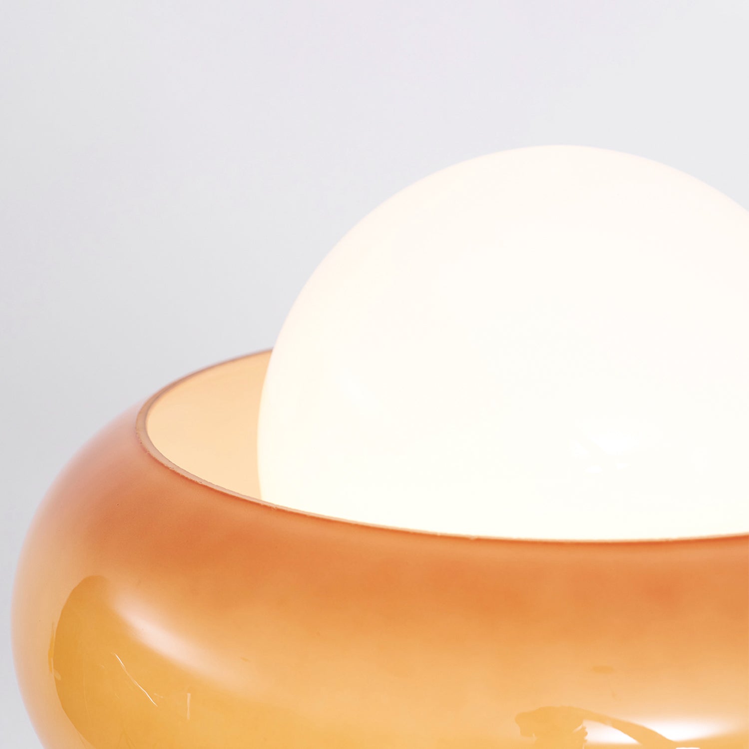 Lampada da terra a globo Avoreno