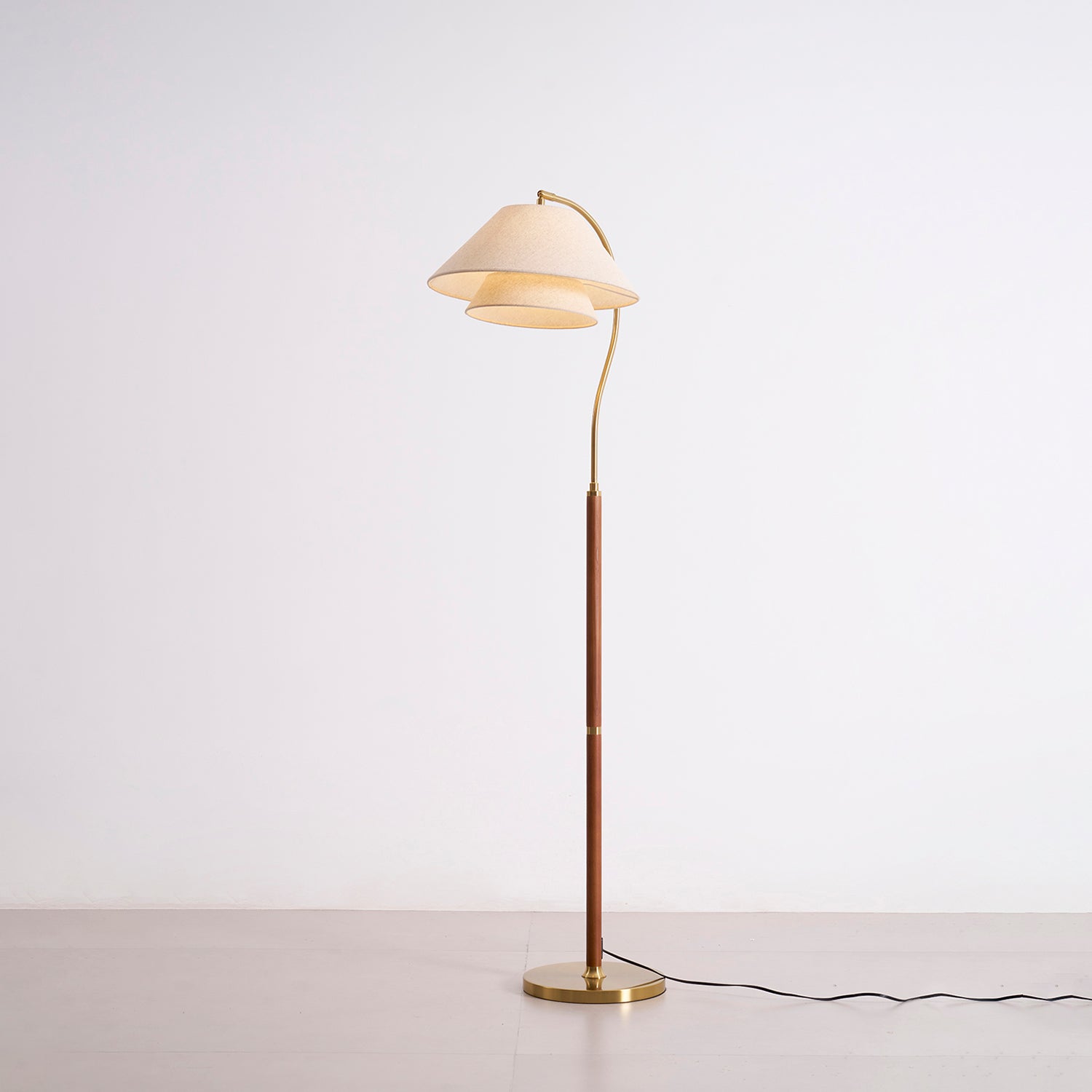 Lampada da terra Raldorana