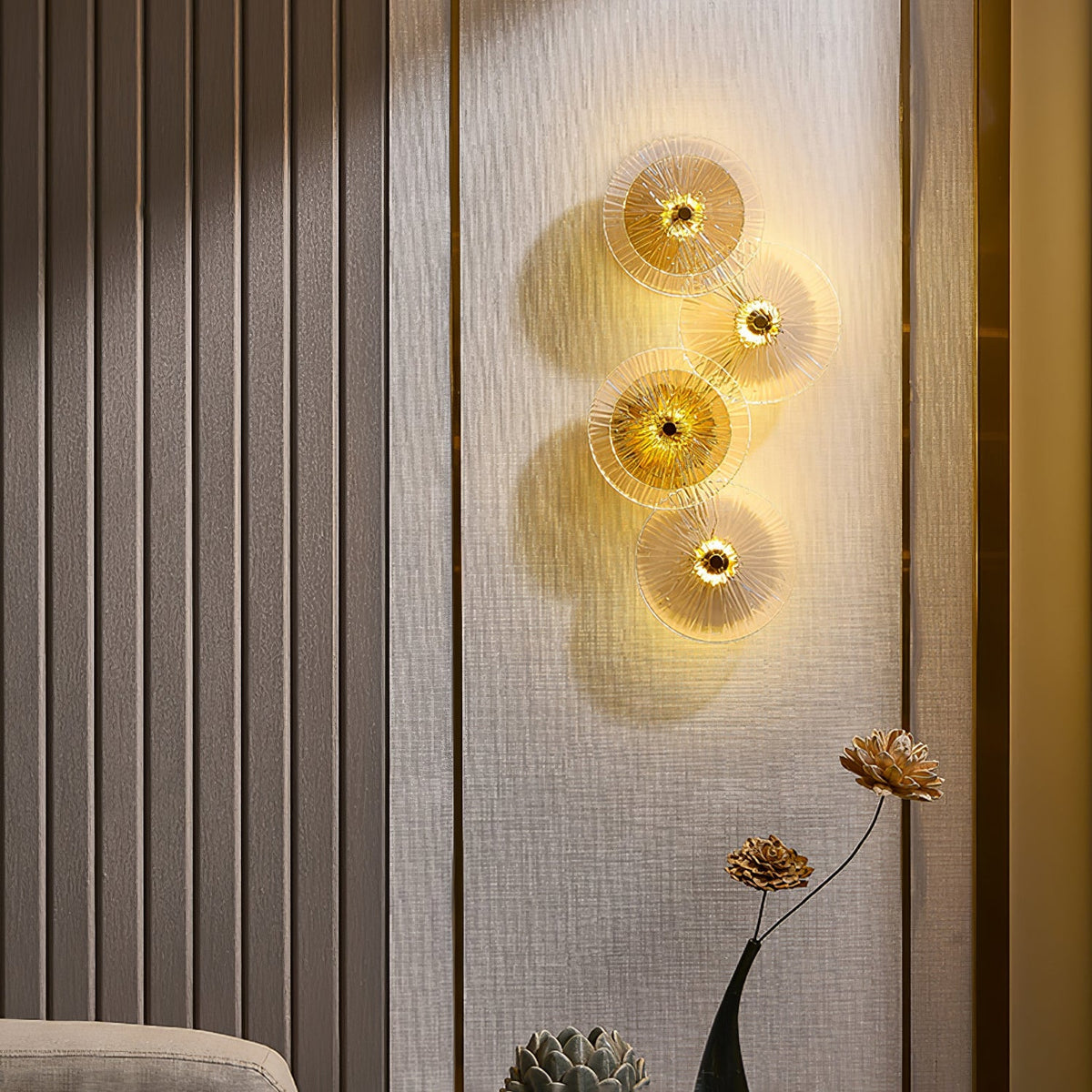 Lotus Leaves Wall Lamp – detail 3