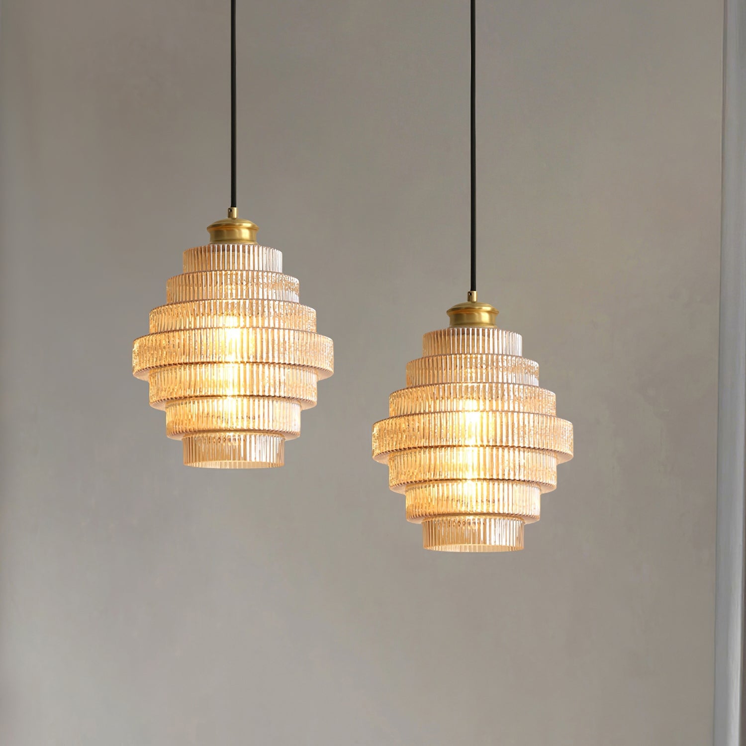 Lampada a sospensione scanalata Braua