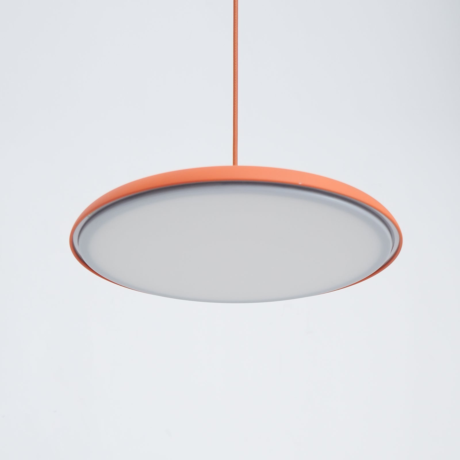 Lampada a sospensione rotonda Luciro