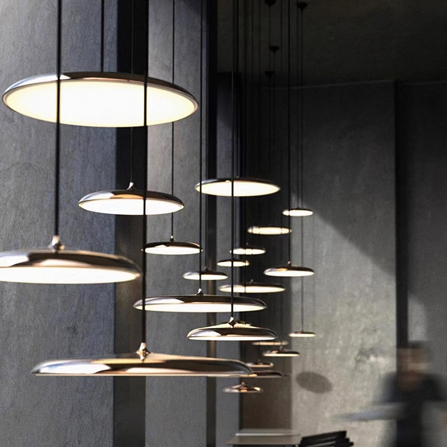 Lampada a sospensione rotonda Luciro